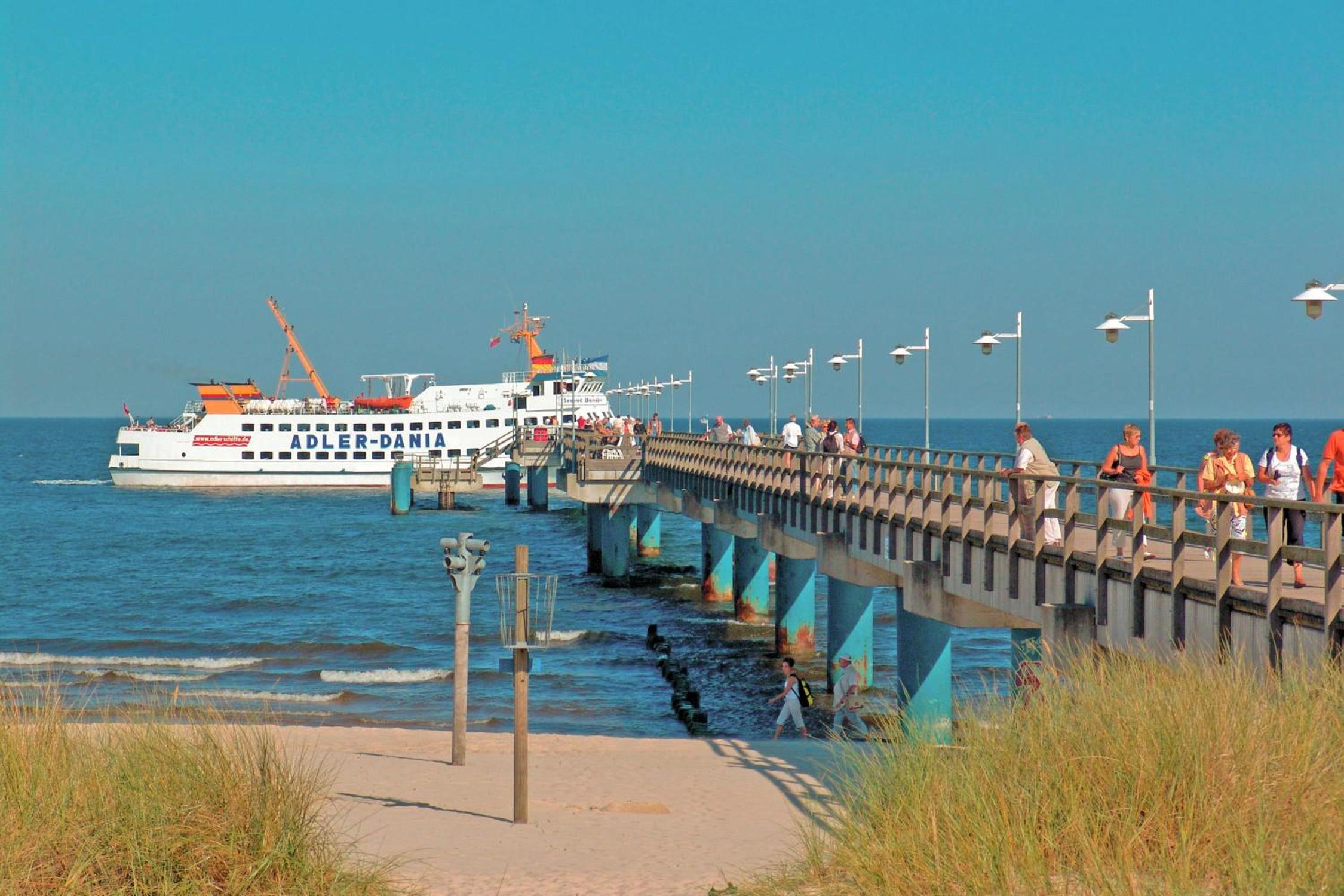 SEETELHOTEL Ostseeresidenz Bansin mit Pool und unmittelbarer Strandnähe