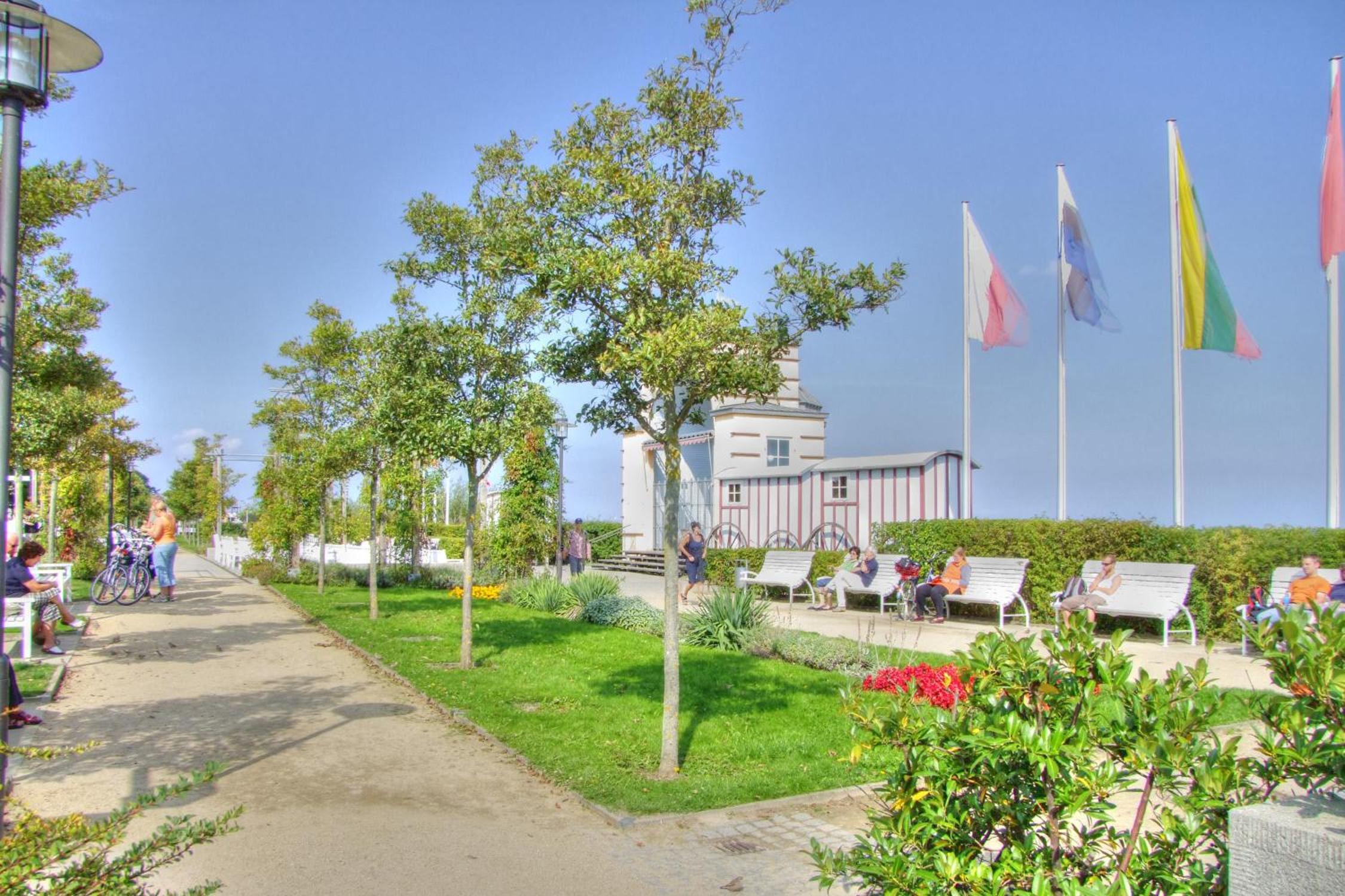 SEETELHOTEL Ostseeresidenz Bansin mit Pool und unmittelbarer Strandnähe