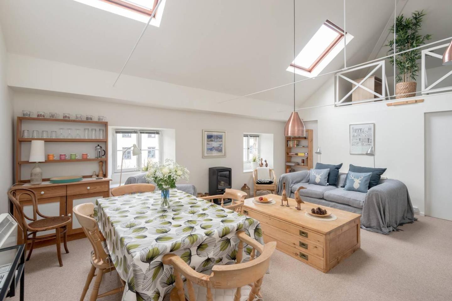 JOIVY Loft at the Brewery with Free Parking view 4
