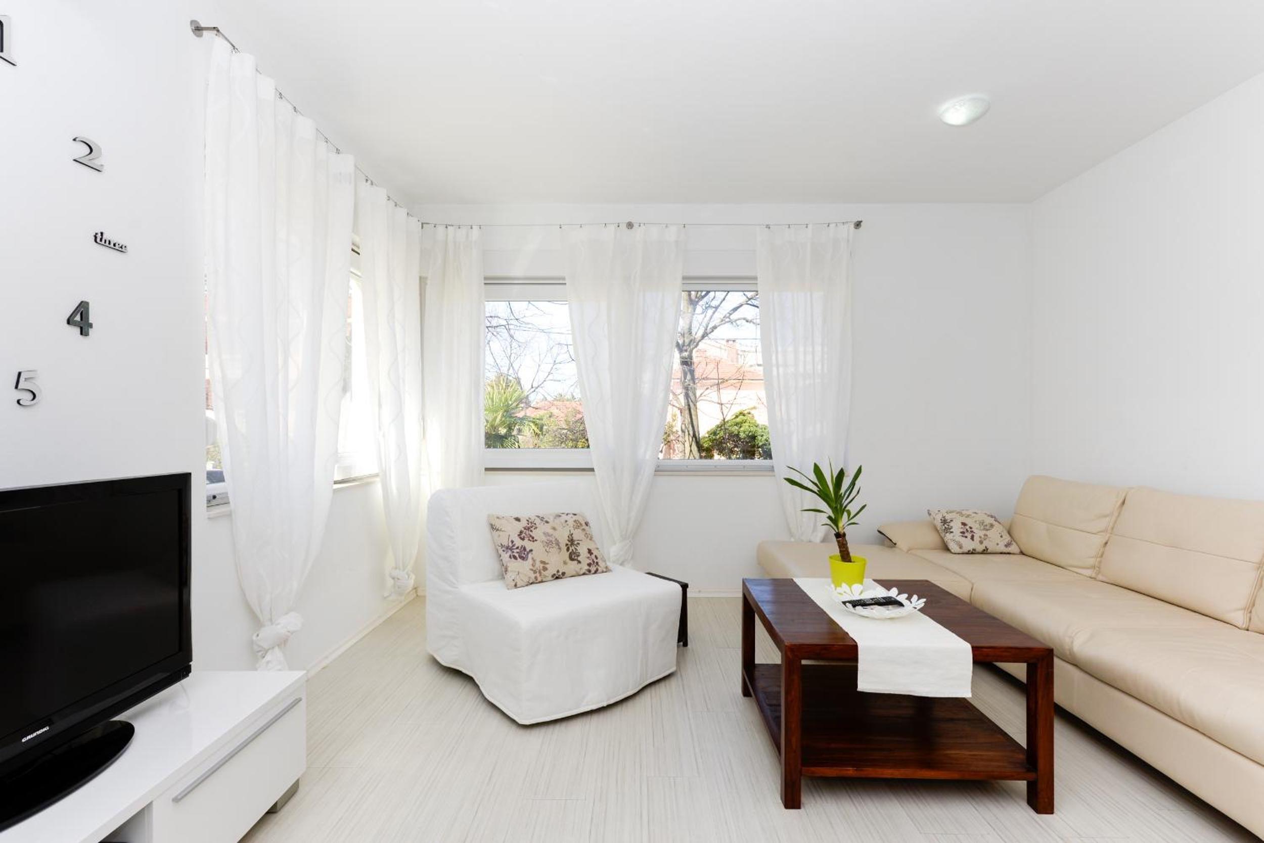 Deluxe Apartments Goya