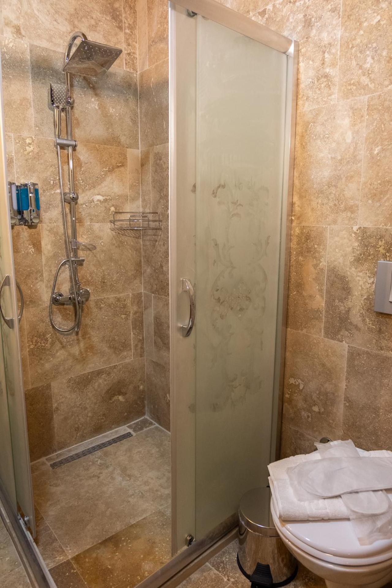 Grand Elite Cave Suites - Image 128