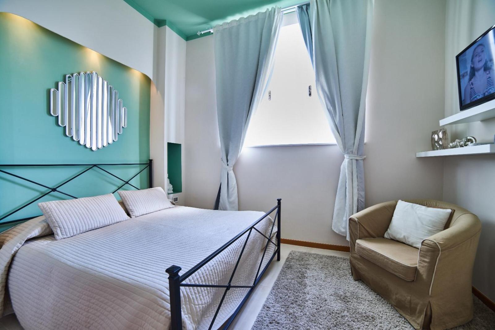 Palazzo Frigo en Montefiascone — bedroom