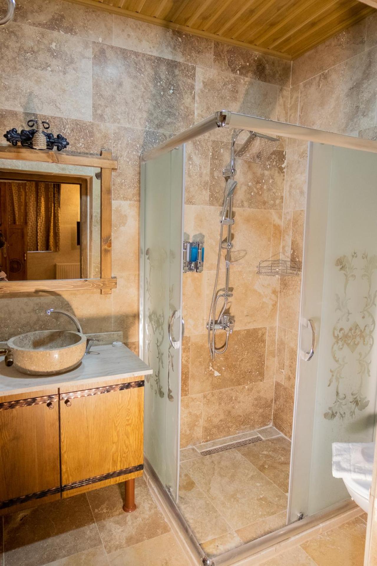 Grand Elite Cave Suites - Image 147