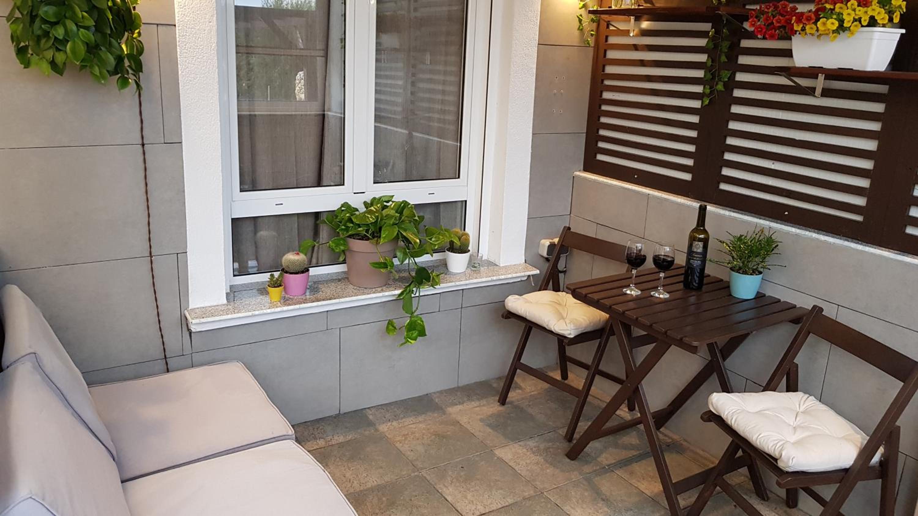 Villa La Zenia, Private pool, 10min walk to La Zenia Beach, for 6 people