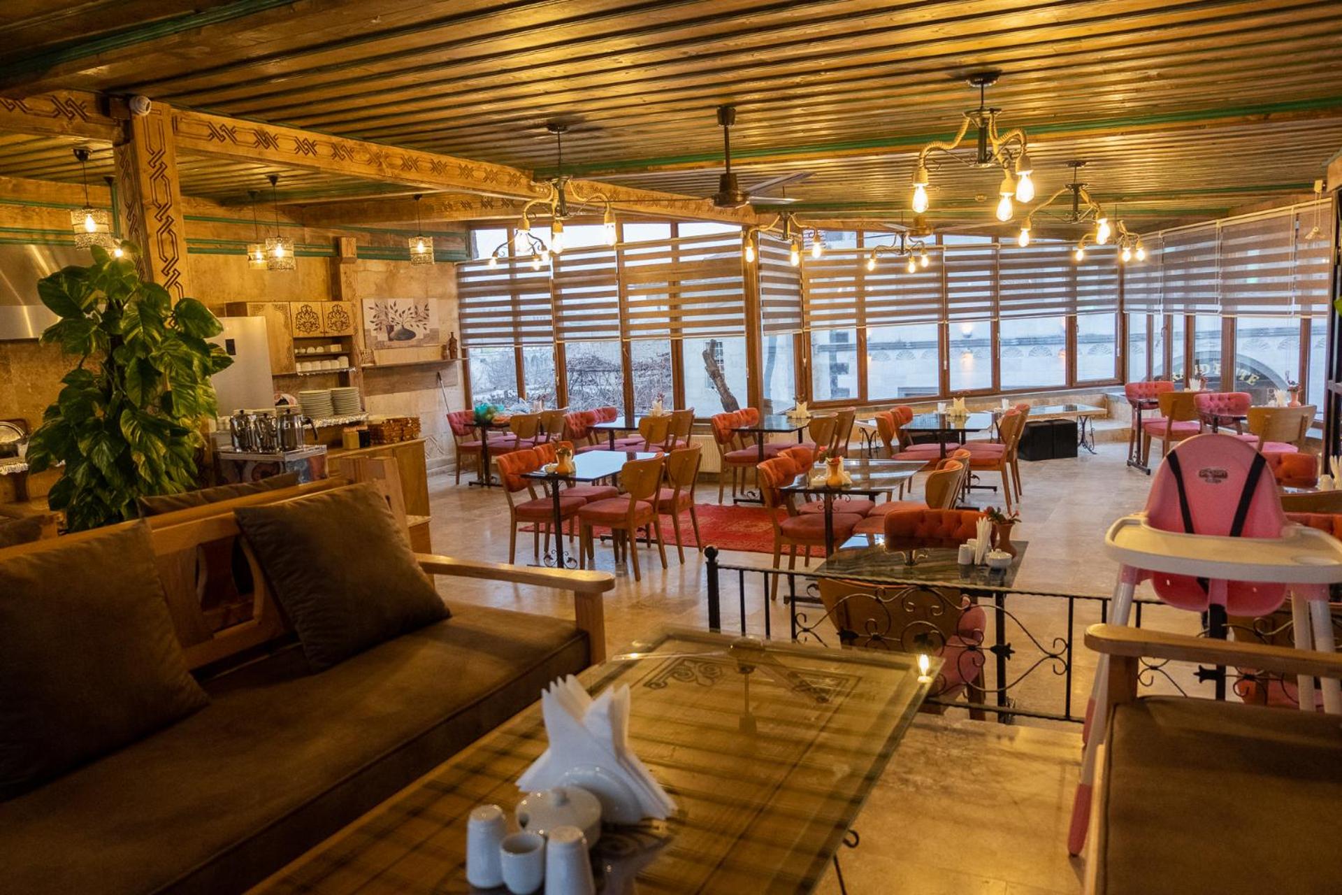 Grand Elite Cave Suites - Image 77