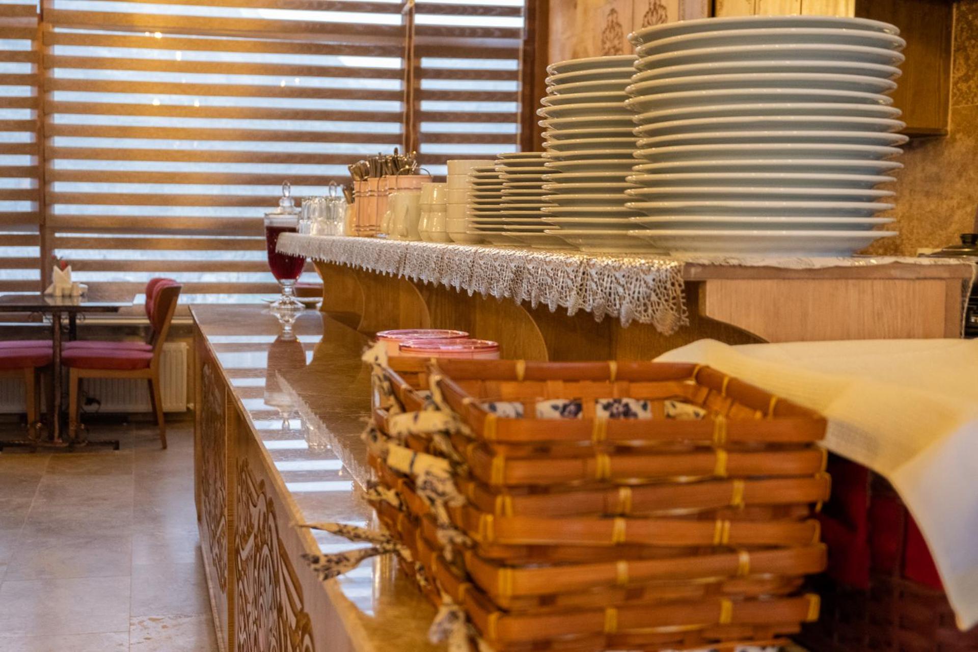 Grand Elite Cave Suites - Image 51