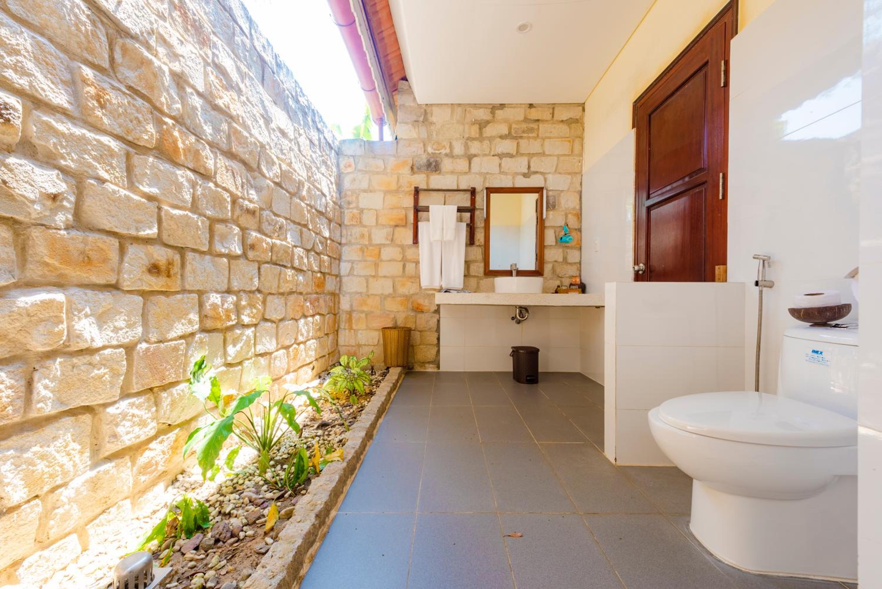 Phu Quoc Eco Beach Resort