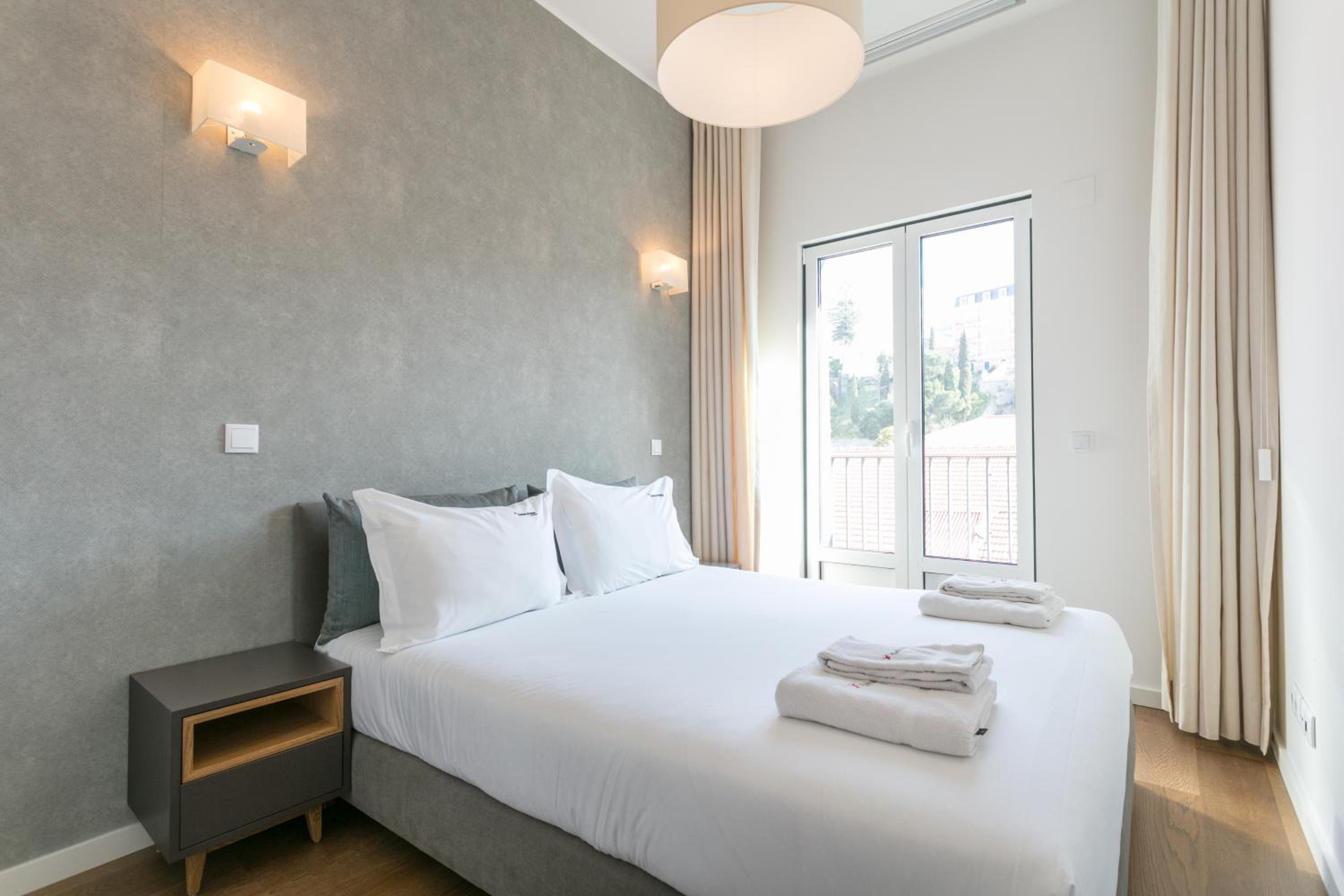 FLH Restauradores Modern Apartment view 3