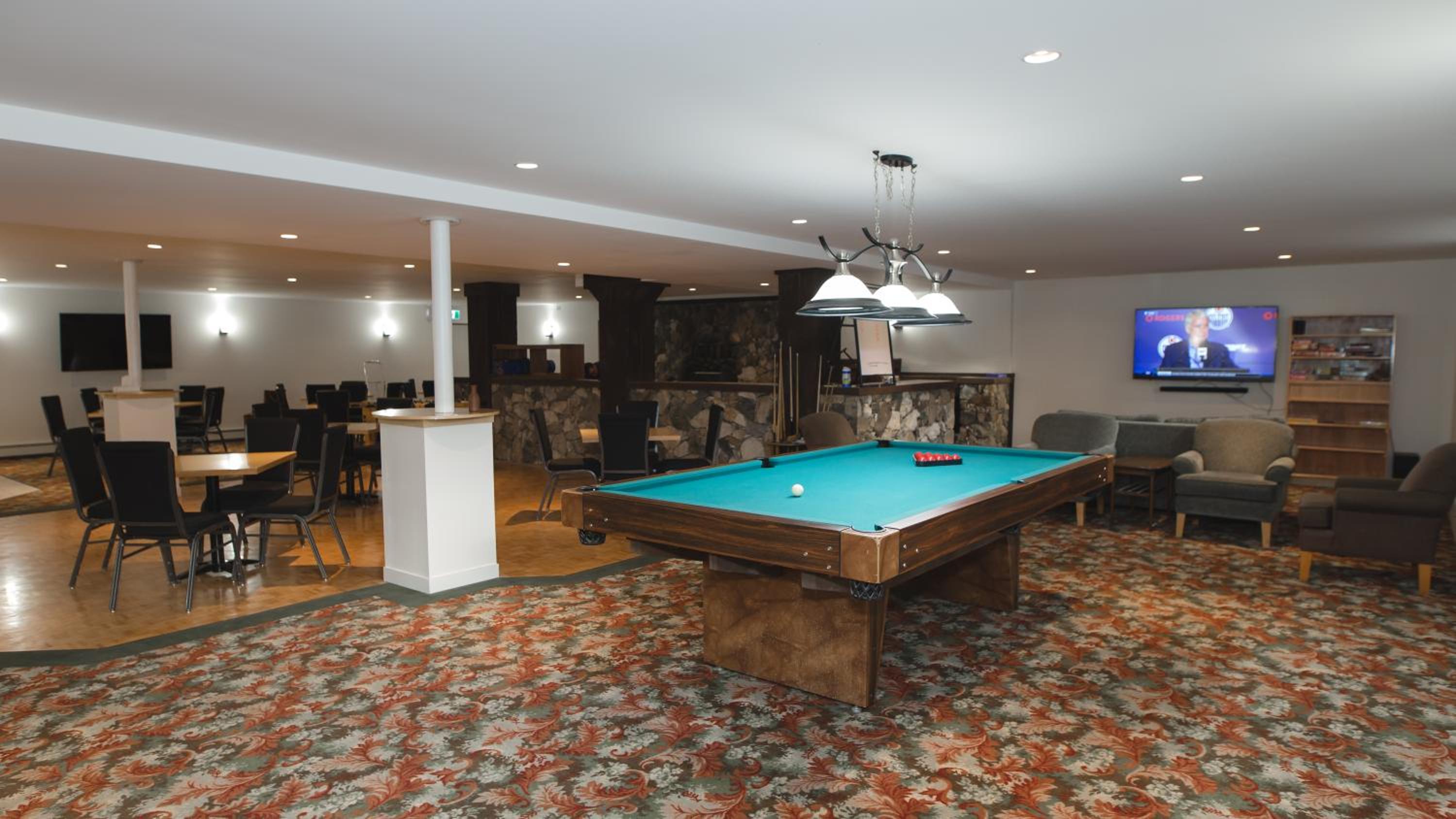 Robin Hood Inn and Suites