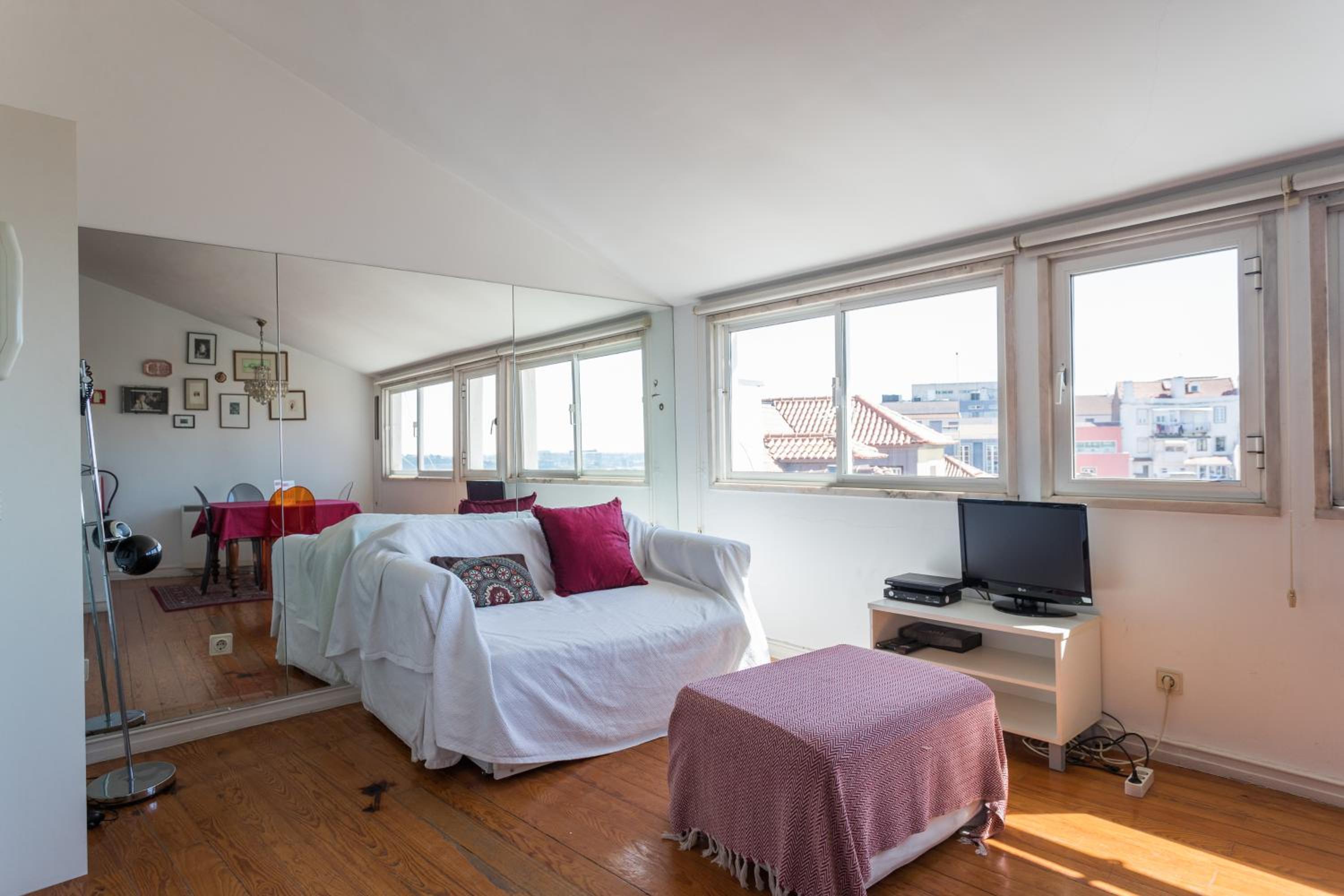 FLH - Santa Catarina's Jewel over Tagus view 3