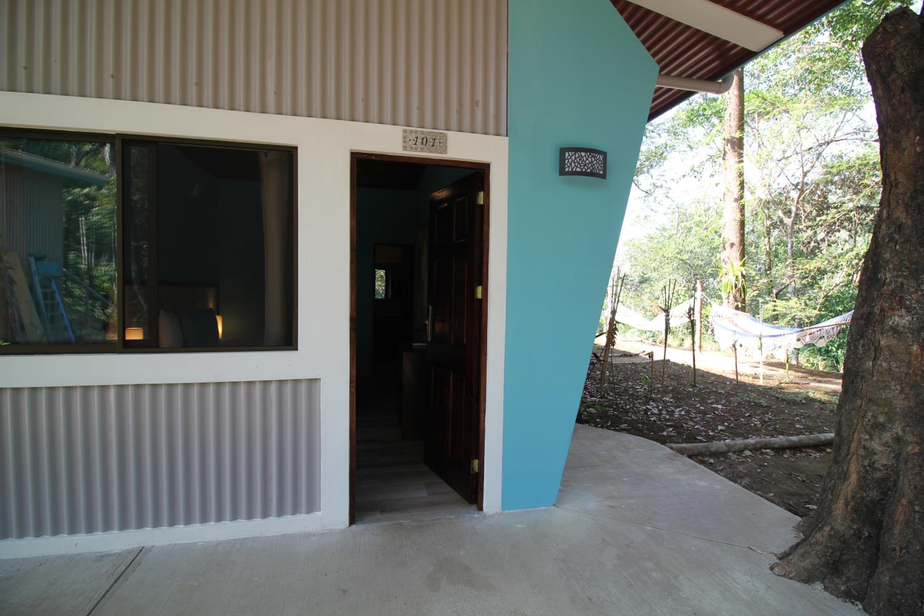 Teva Hotel & Jungle Reserve