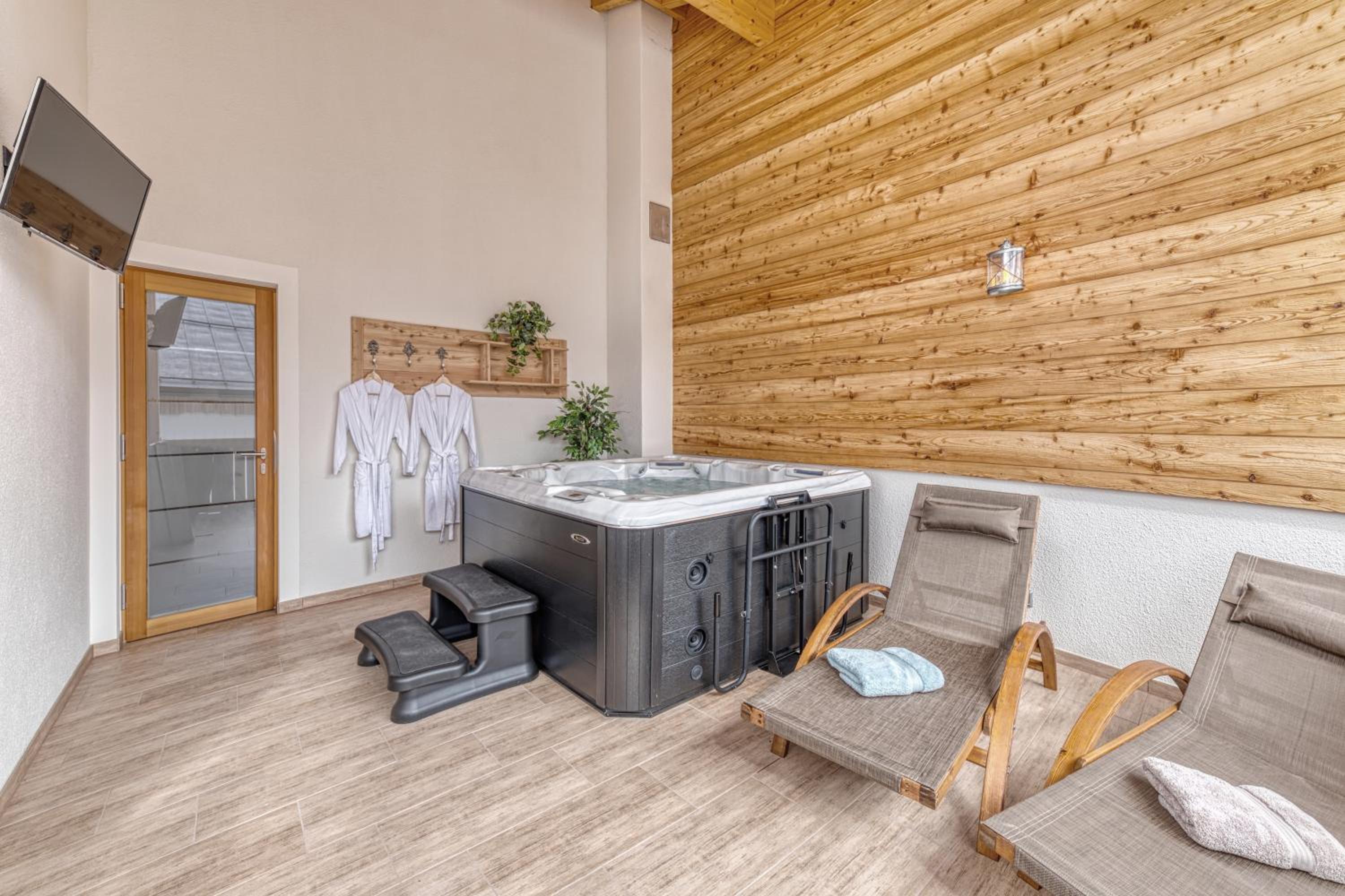 Ferienchalets zum Lebzelter mit Sauna und Whirlpool