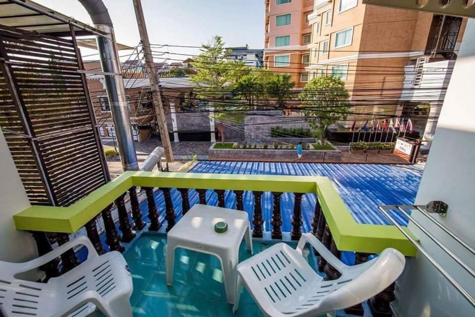 Nong Guest House