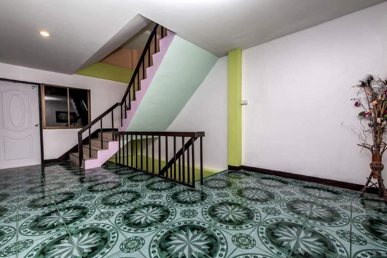 Nong Guest House