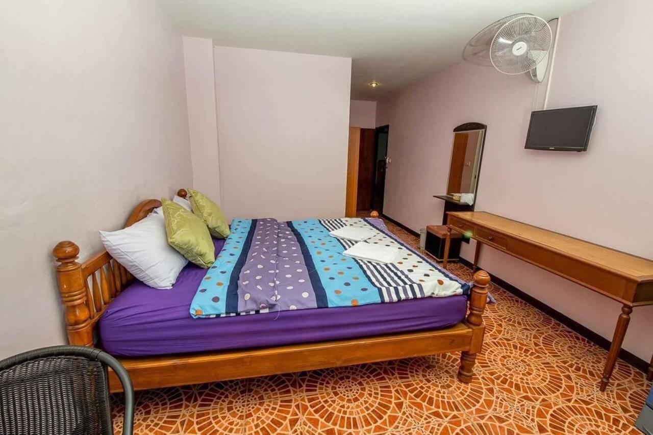 Nong Guest House