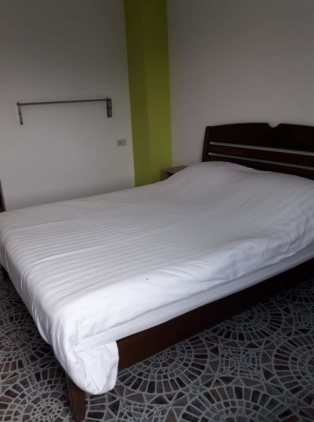 Nong Guest House