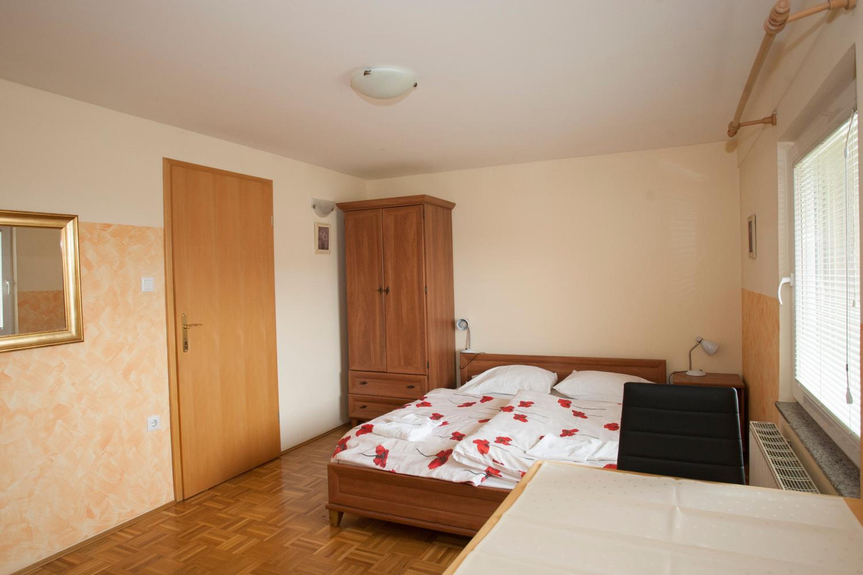 Guest House Čelan view 5