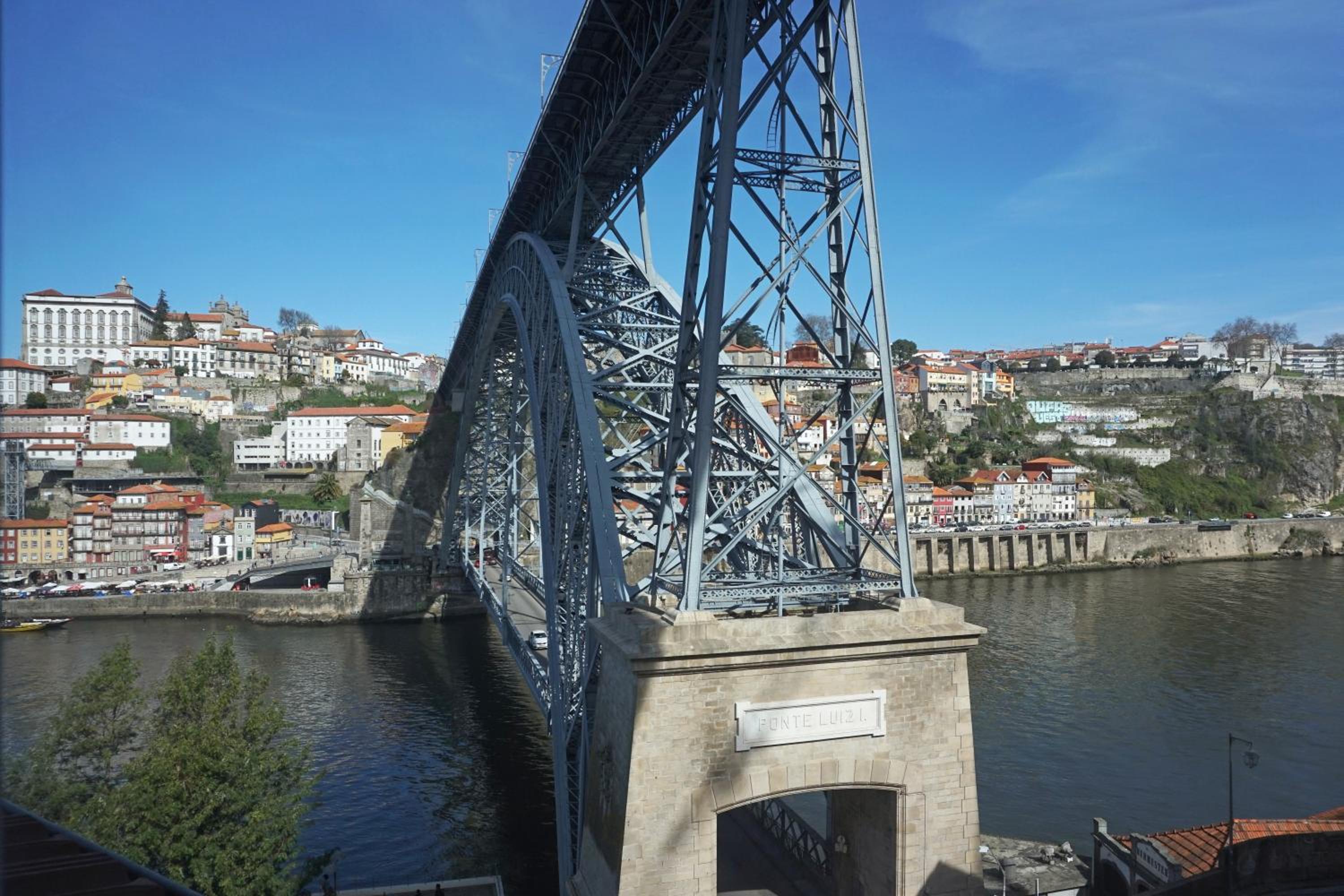Porto View by Patio 25 view 3