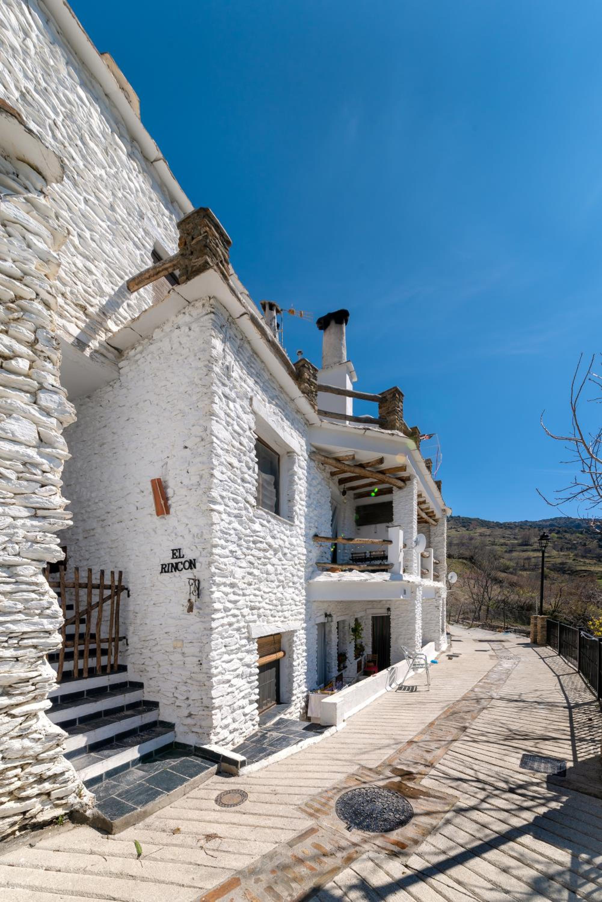 El Rincón view 3