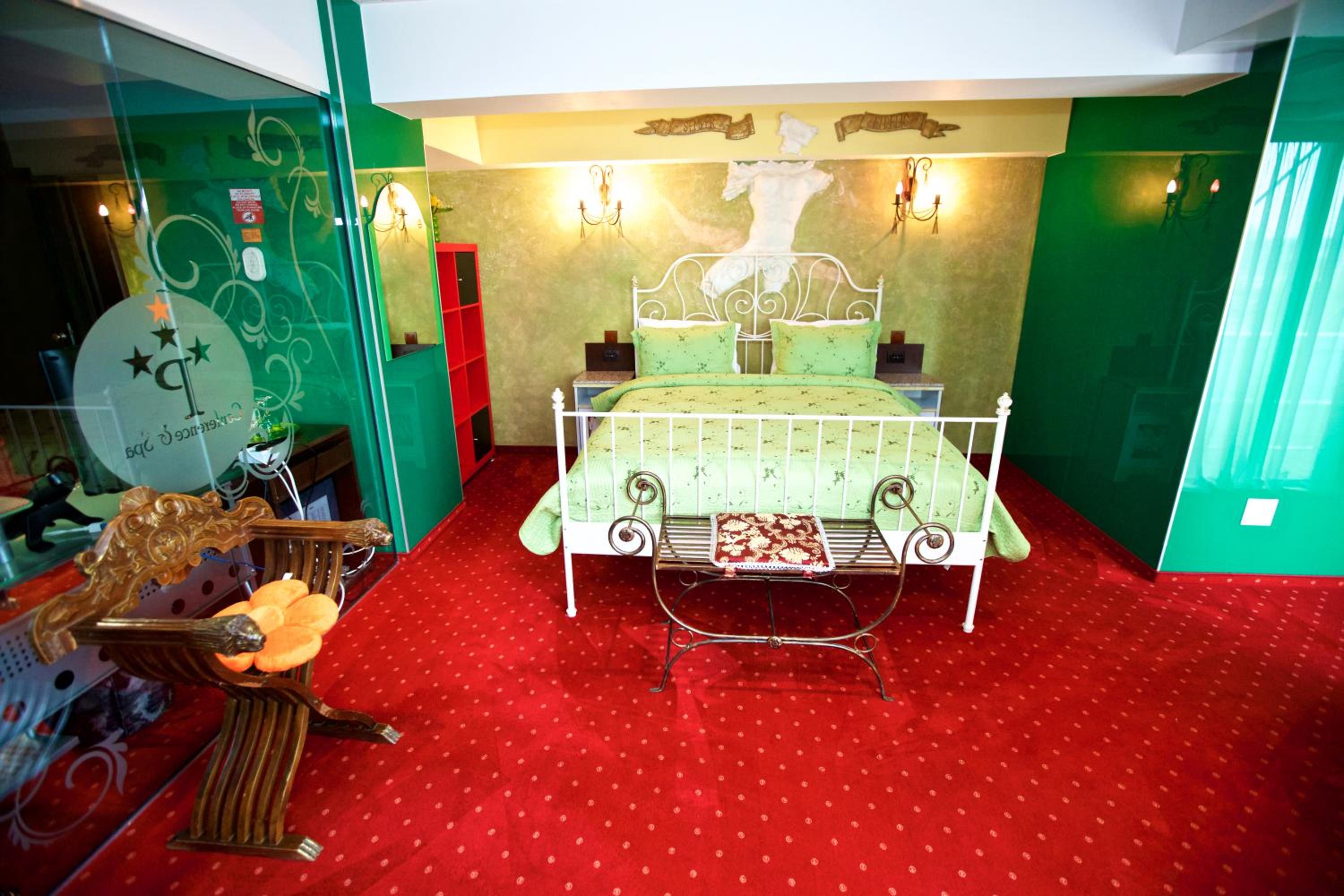 LEGENDS Chambers by Grand Pier Boutique