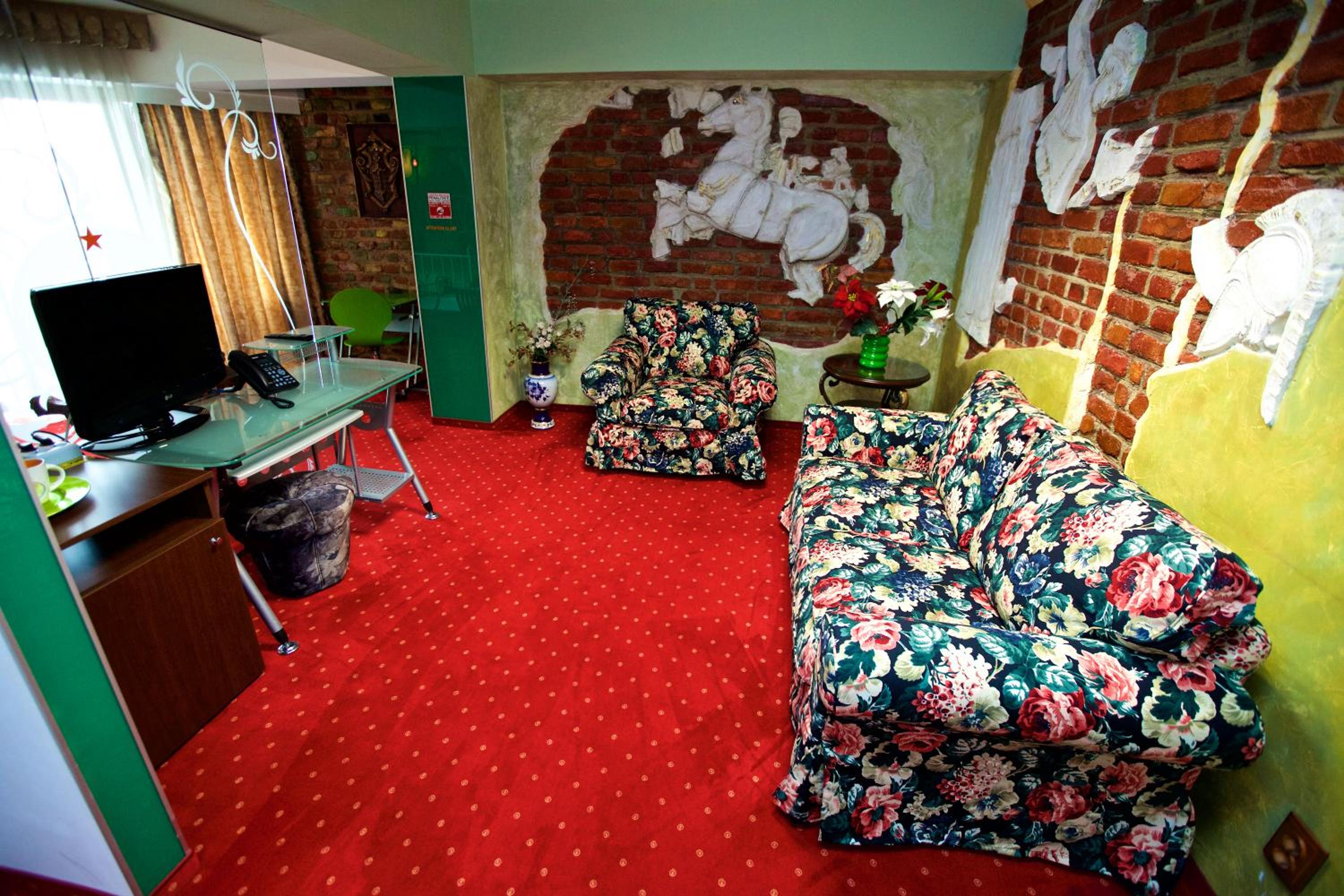 LEGENDS Chambers by Grand Pier Boutique