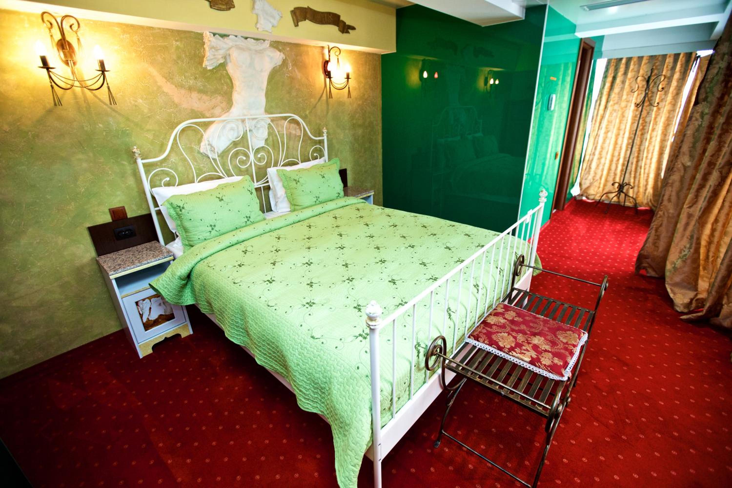 LEGENDS Chambers by Grand Pier Boutique