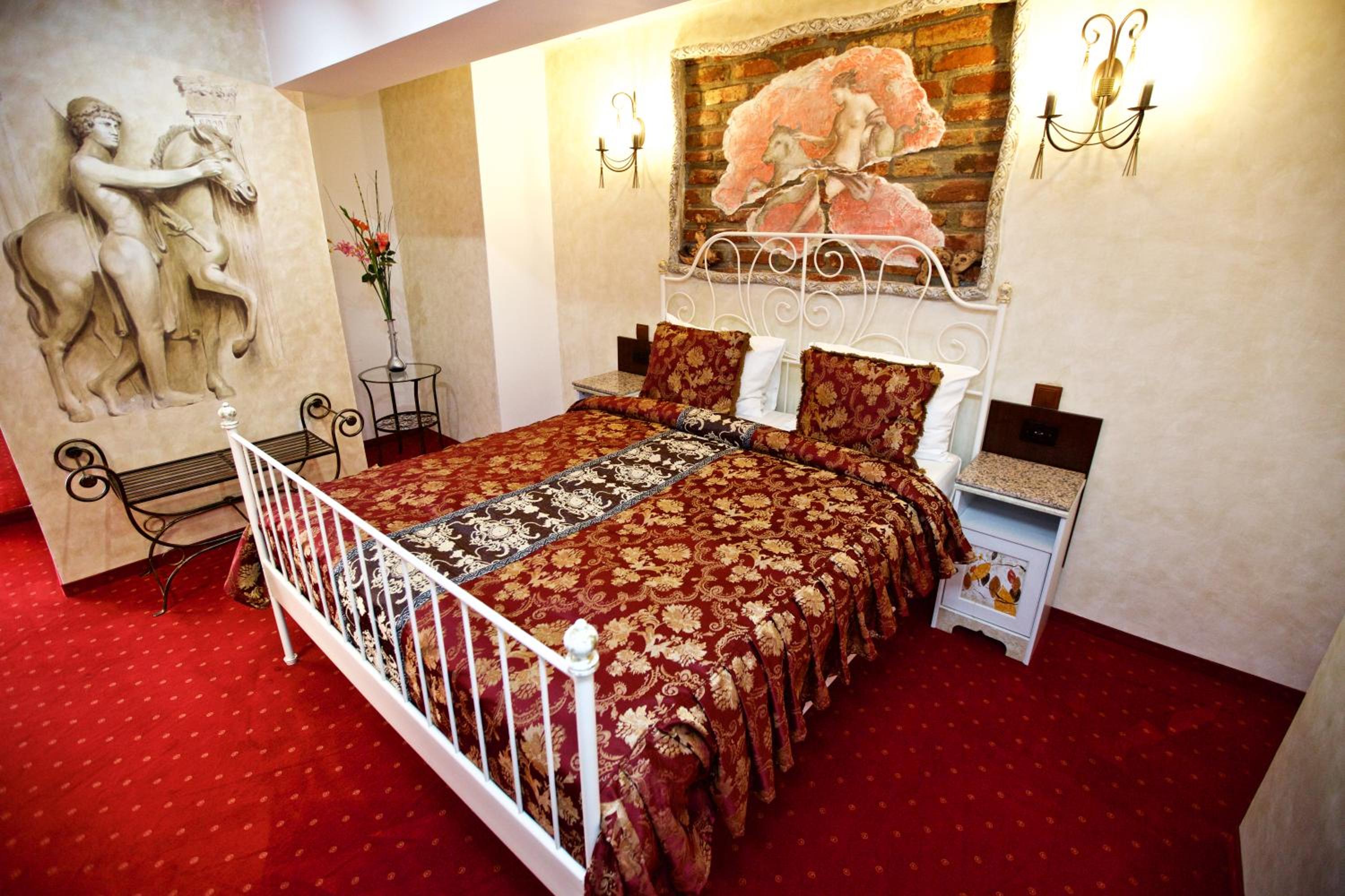 LEGENDS Chambers by Grand Pier Boutique