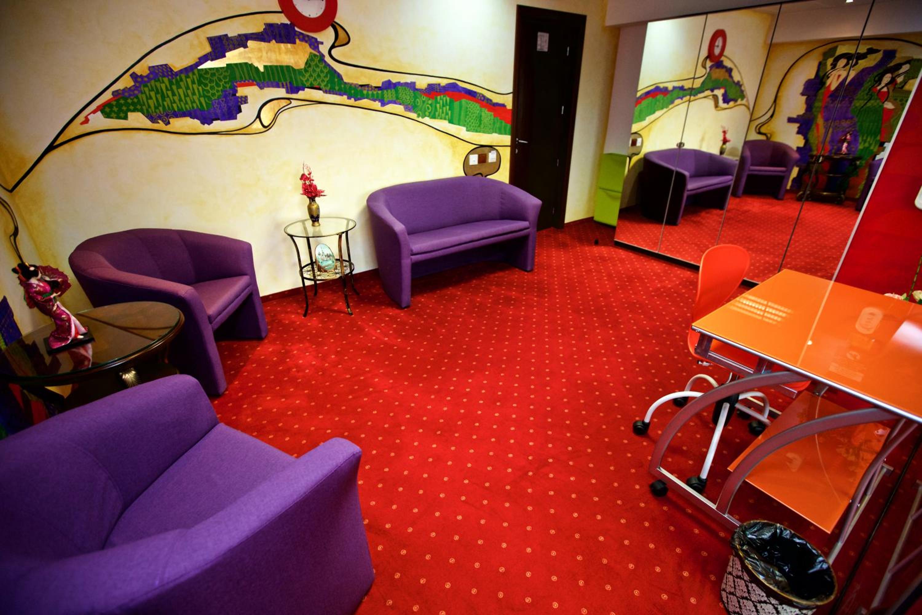 LEGENDS Chambers by Grand Pier Boutique