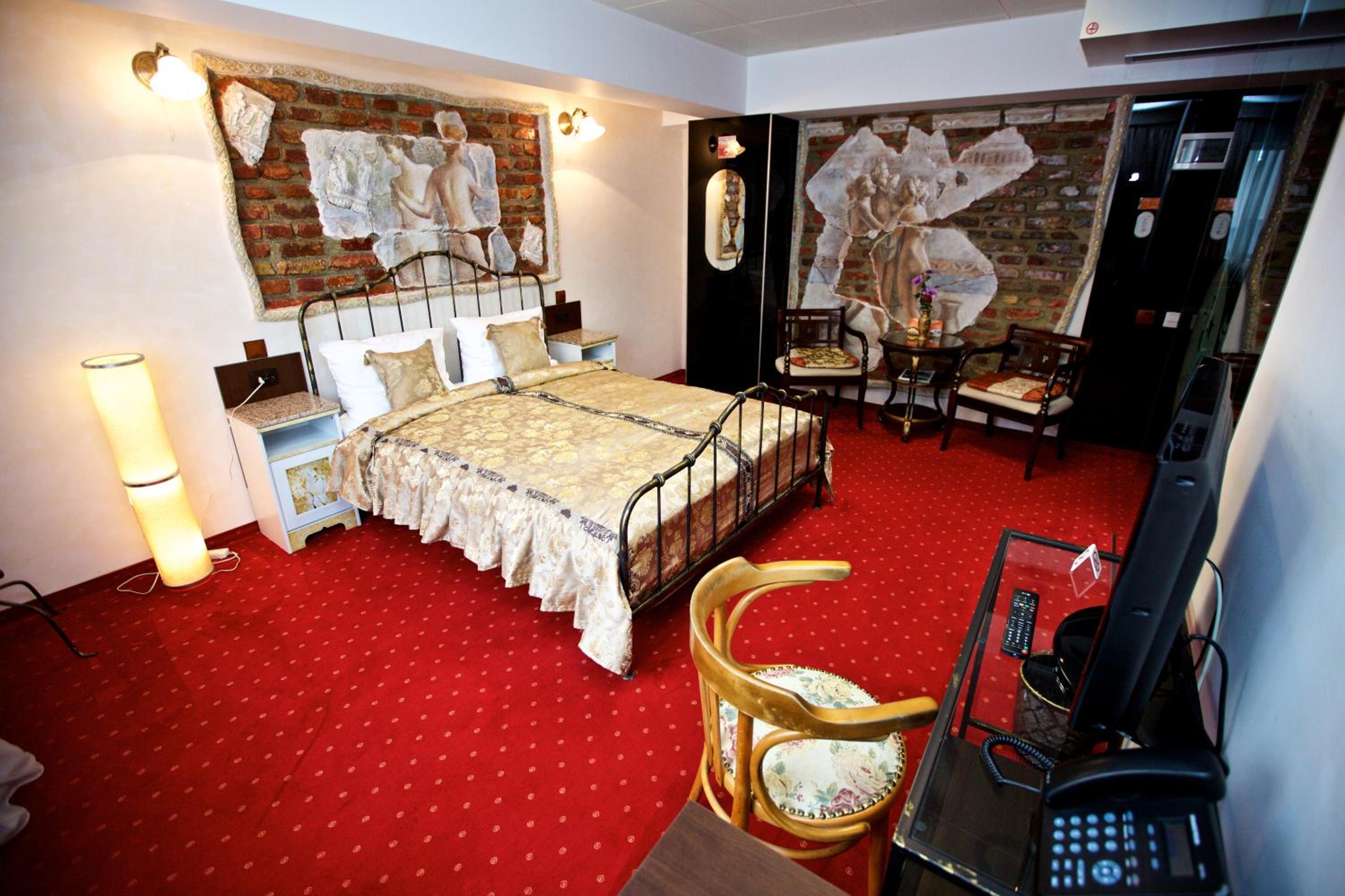 LEGENDS Chambers by Grand Pier Boutique