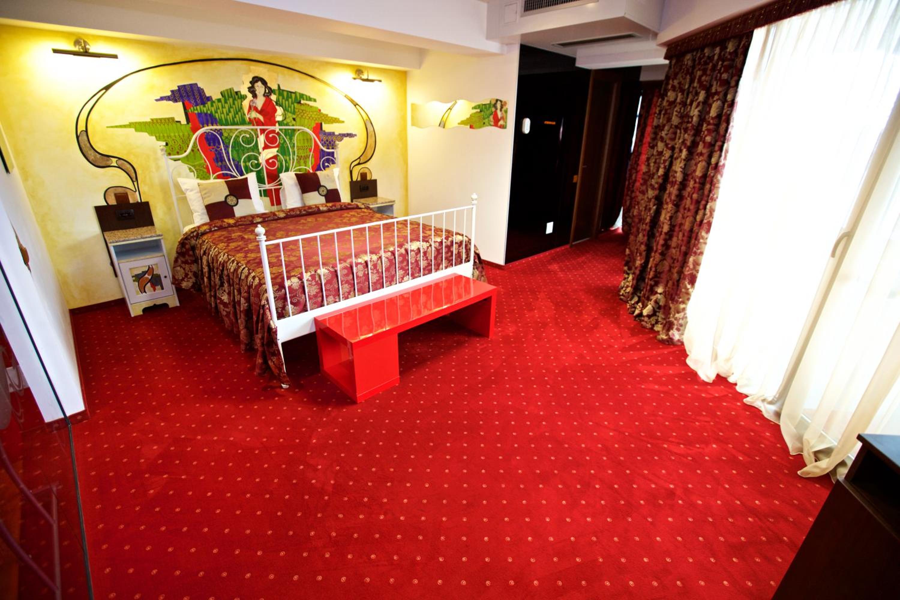 LEGENDS Chambers by Grand Pier Boutique
