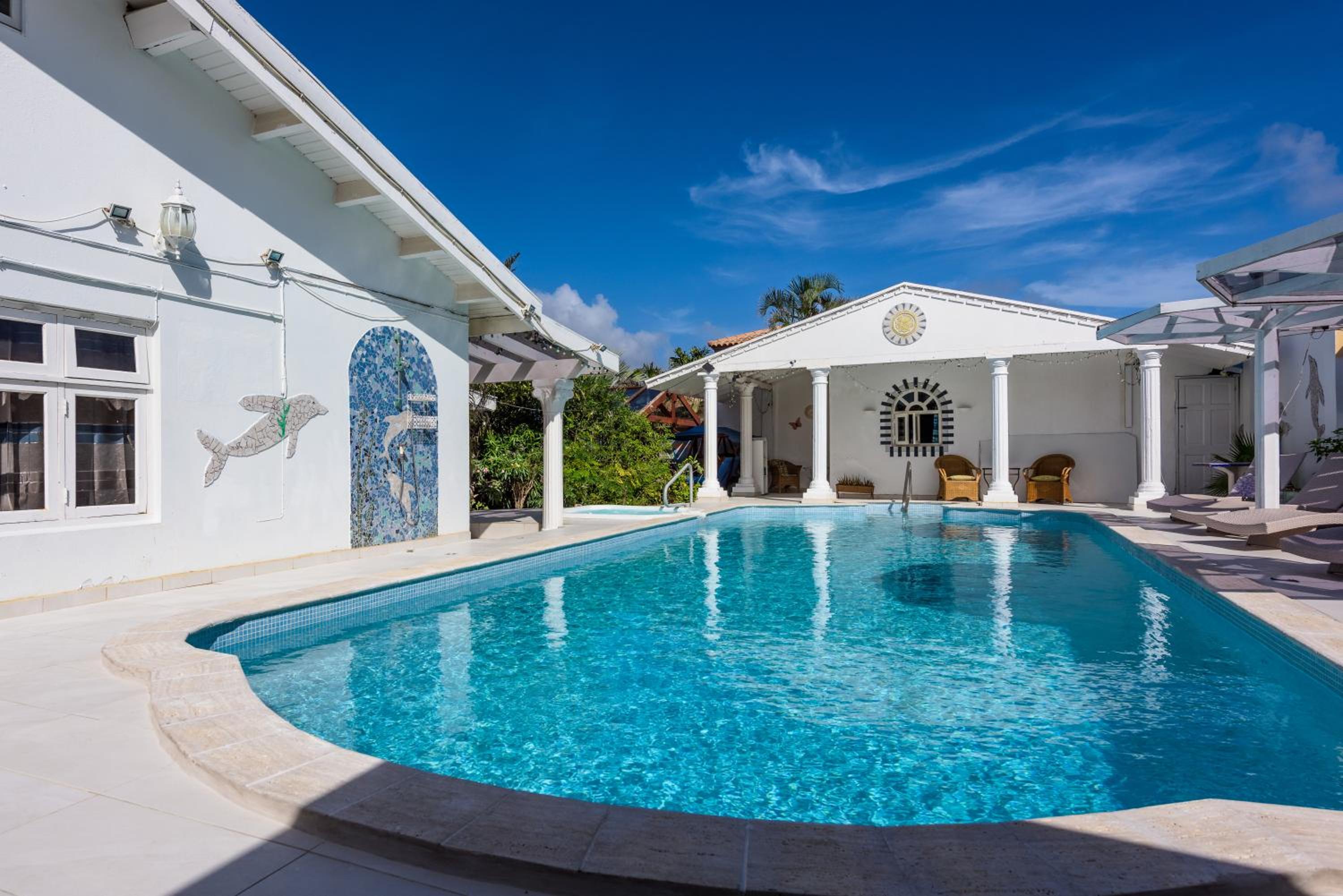 Sunflower Villa Studios