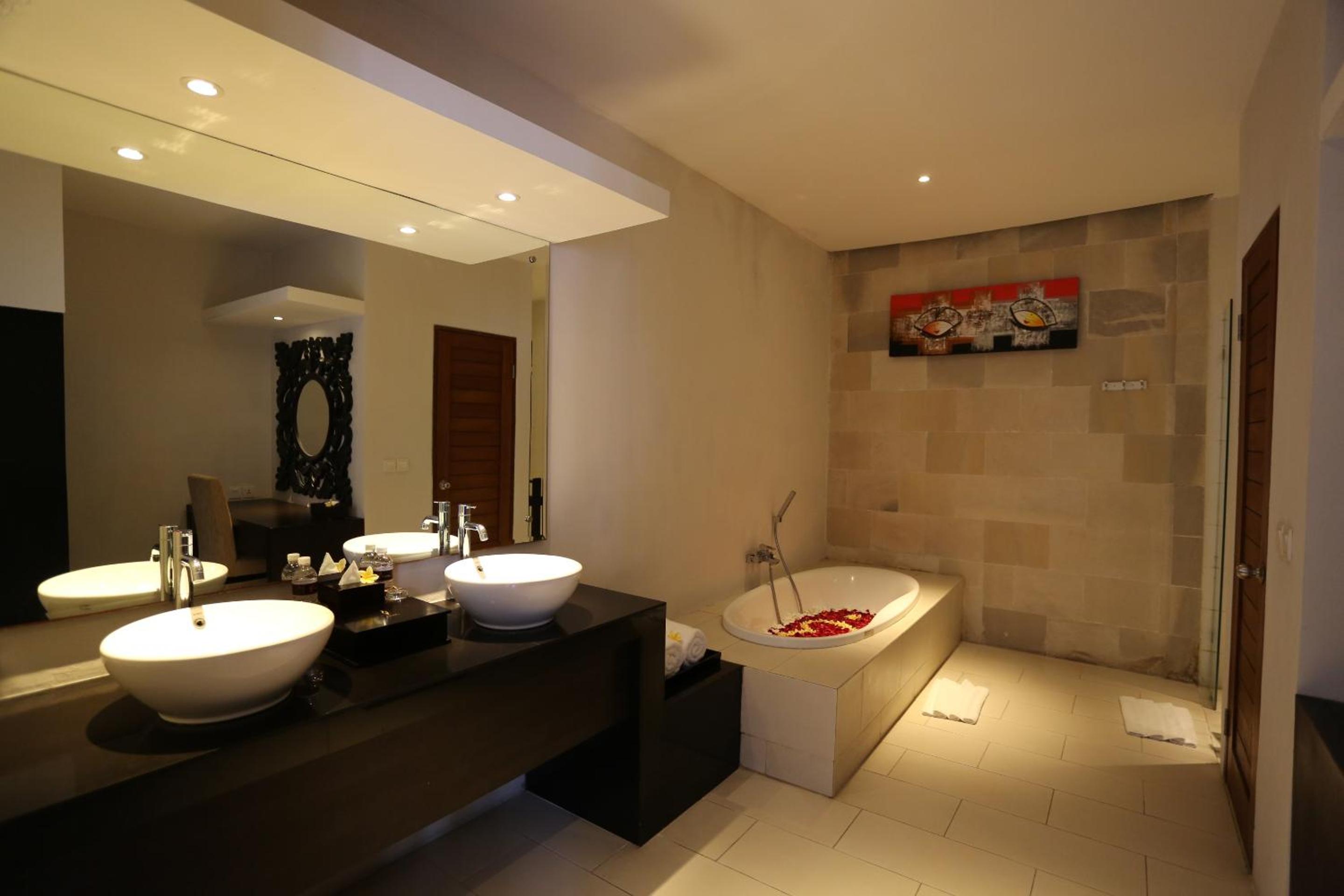 The Light Exclusive Villas and SPA