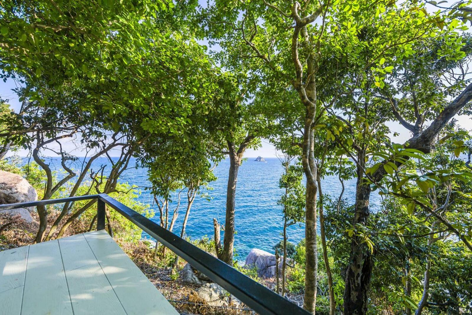 Baan Talay Koh Tao Resort & Yoga