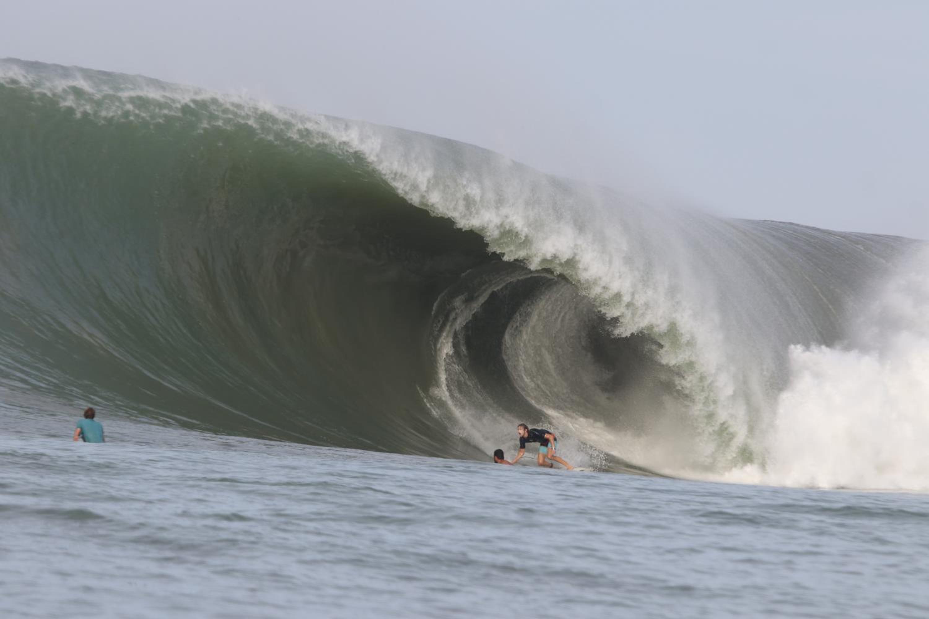Oseda Nias Surf House