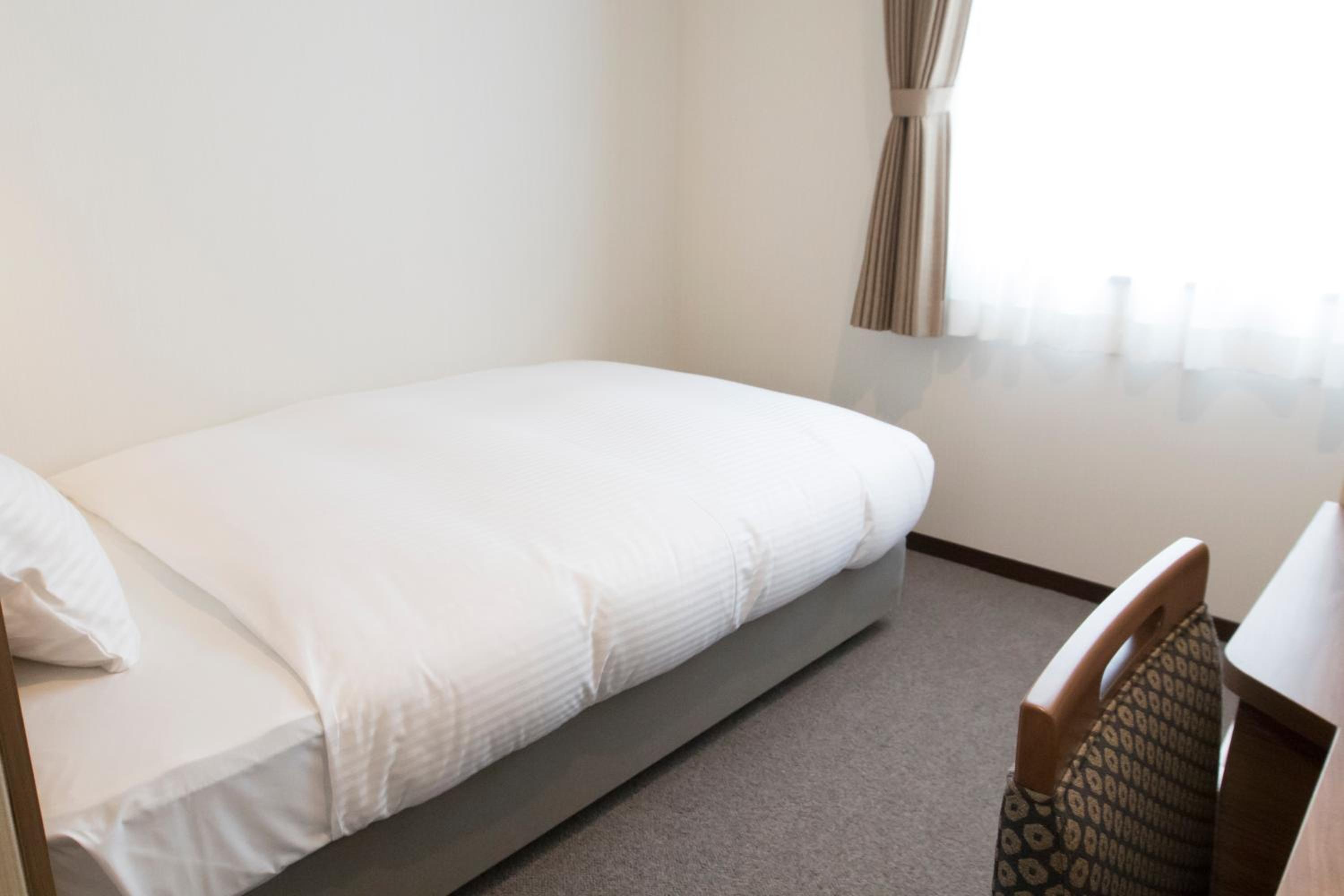 Toho Hotel Namba Motomachi photo 5