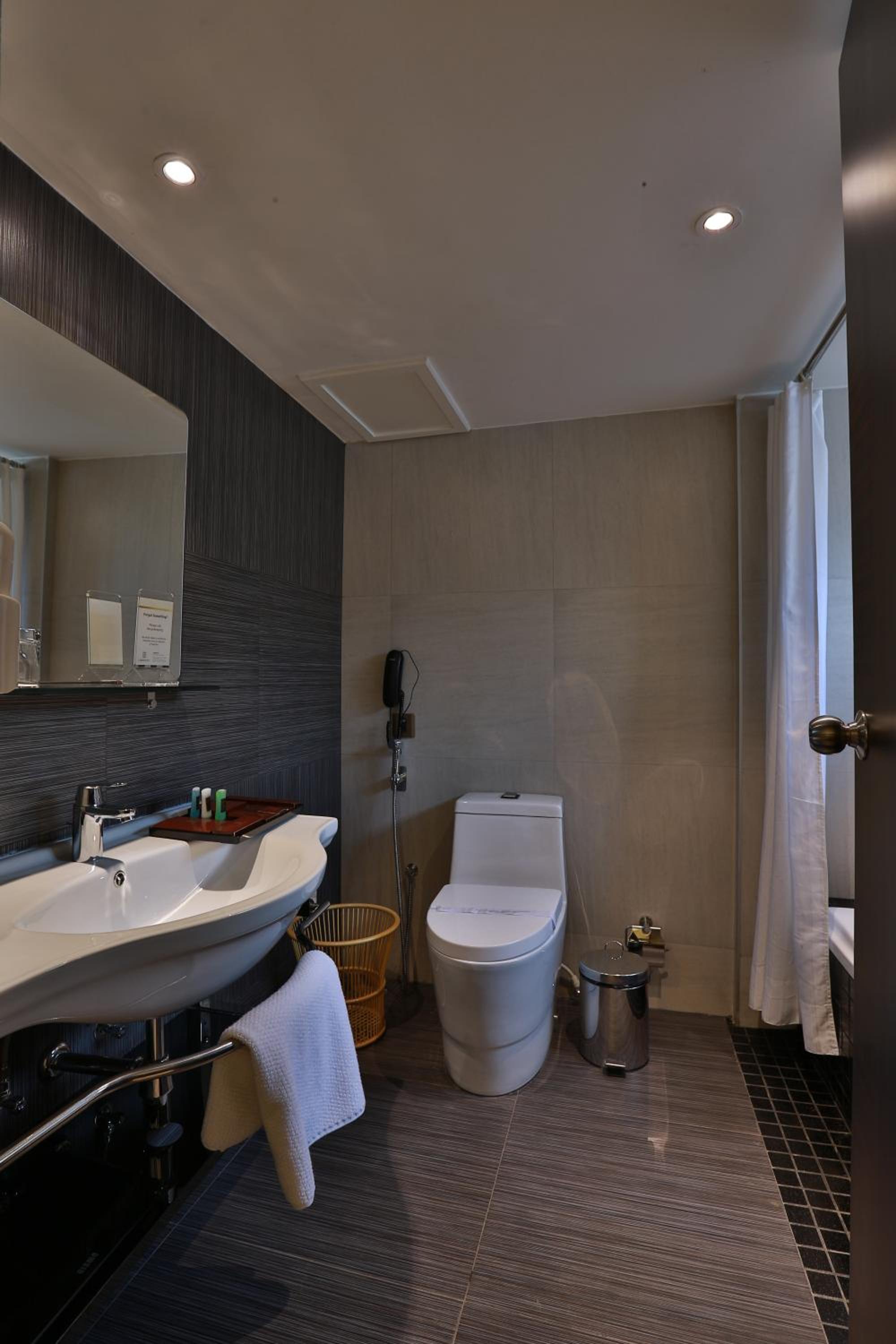 Cochin Vacations - Hotel Luminara - Property Image 5