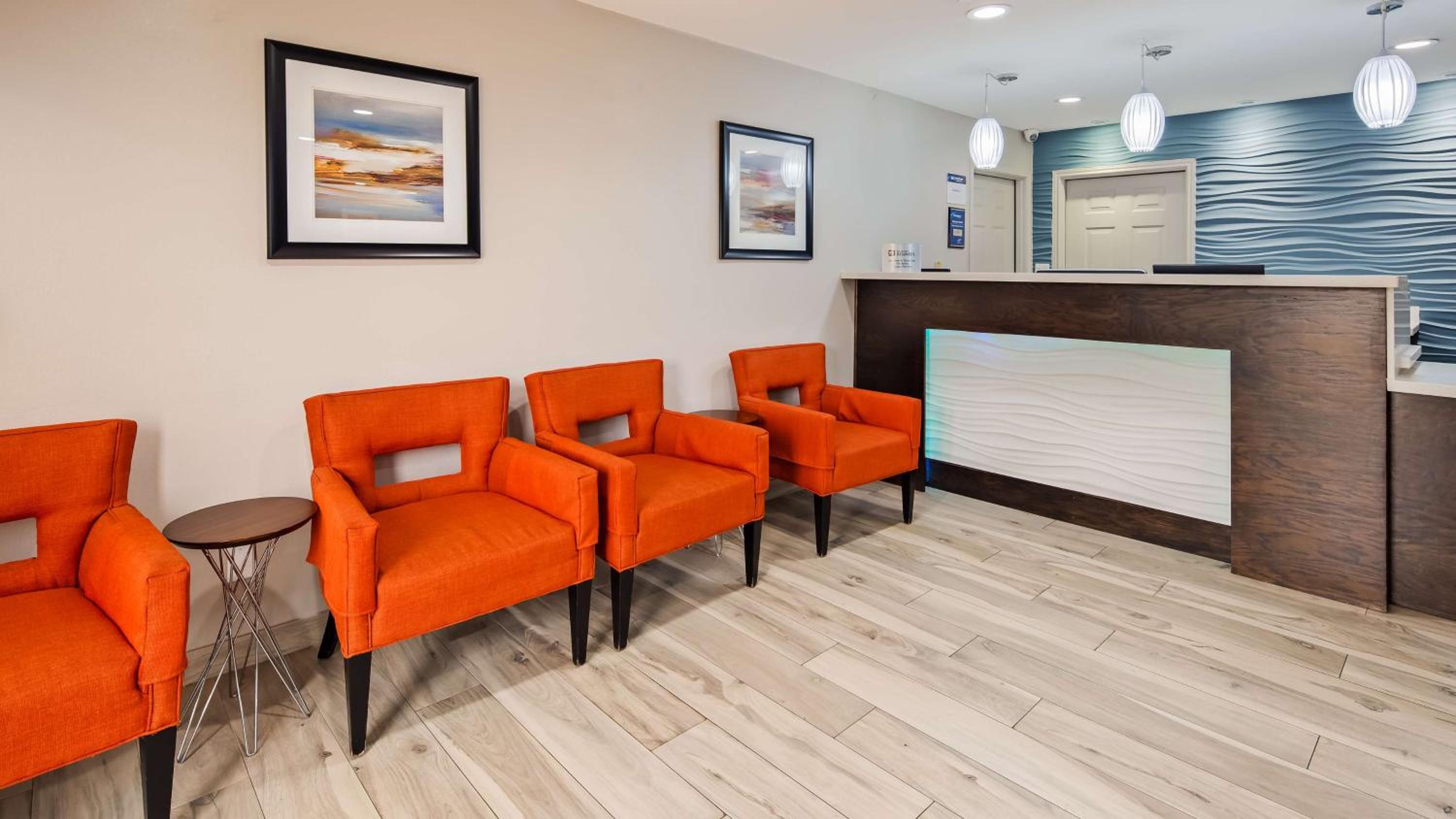 Marshall Vacations - Best Western Executive Inn - Property Image 7