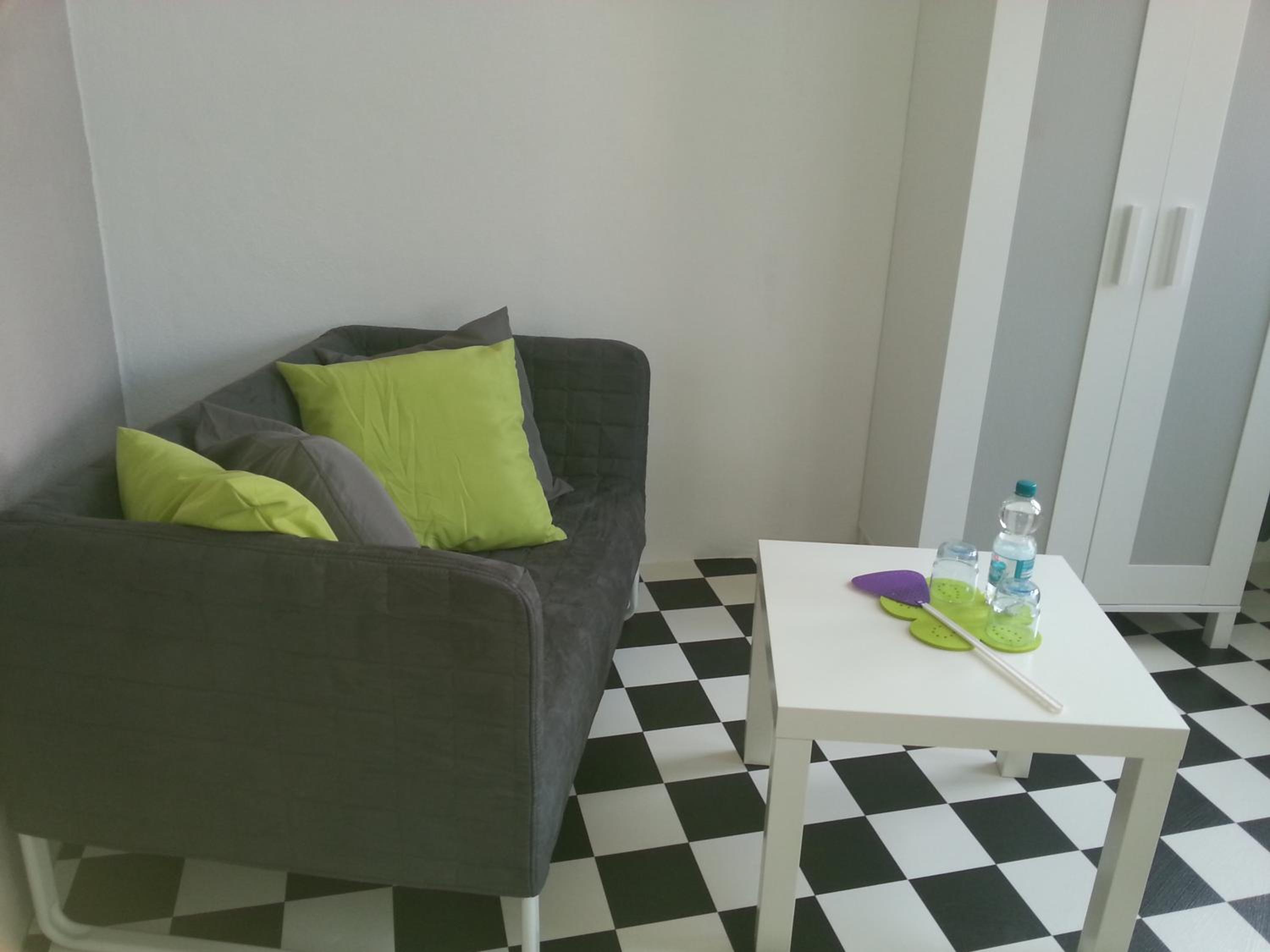 Photo 12