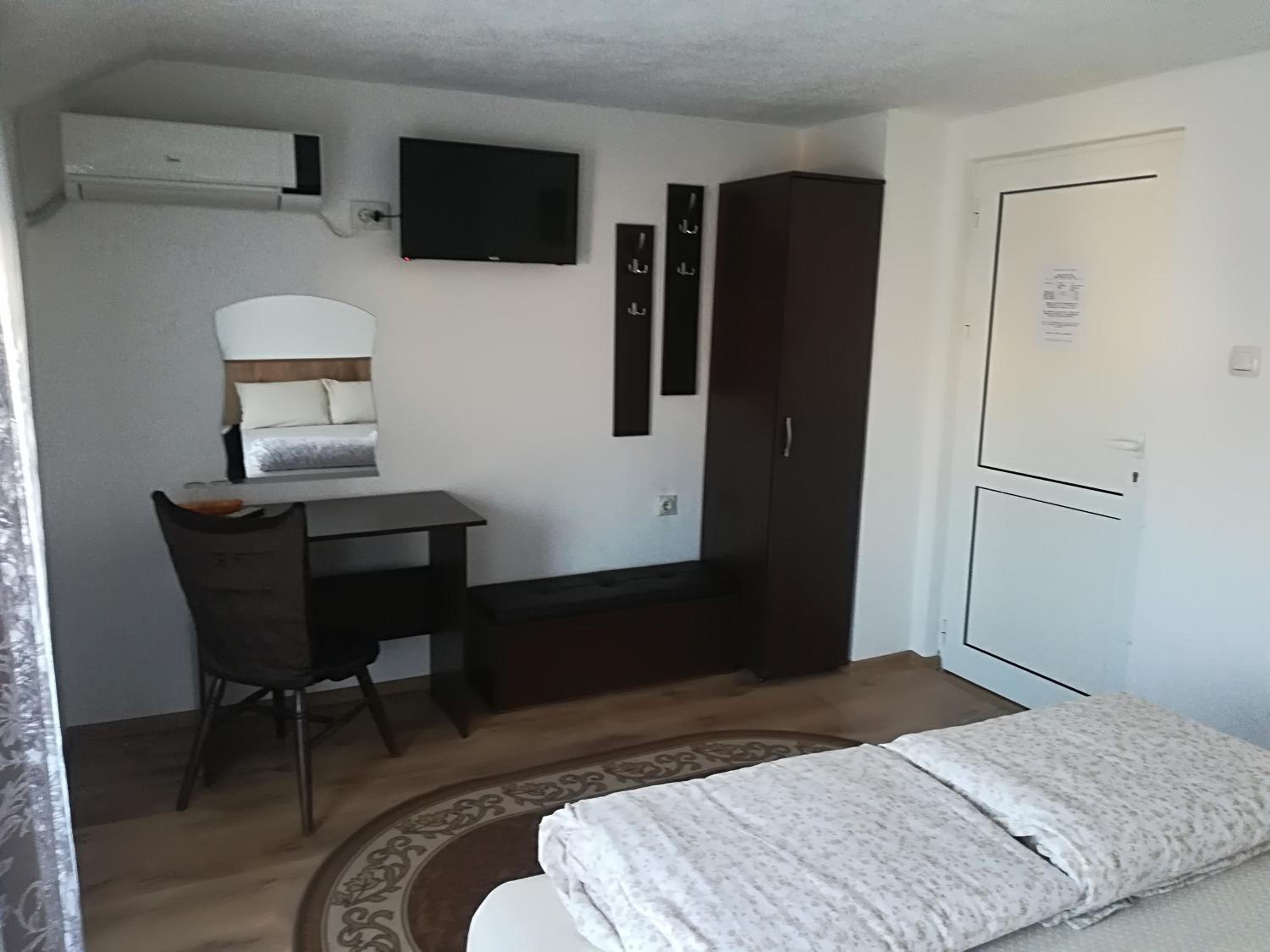 Family Hotel 
