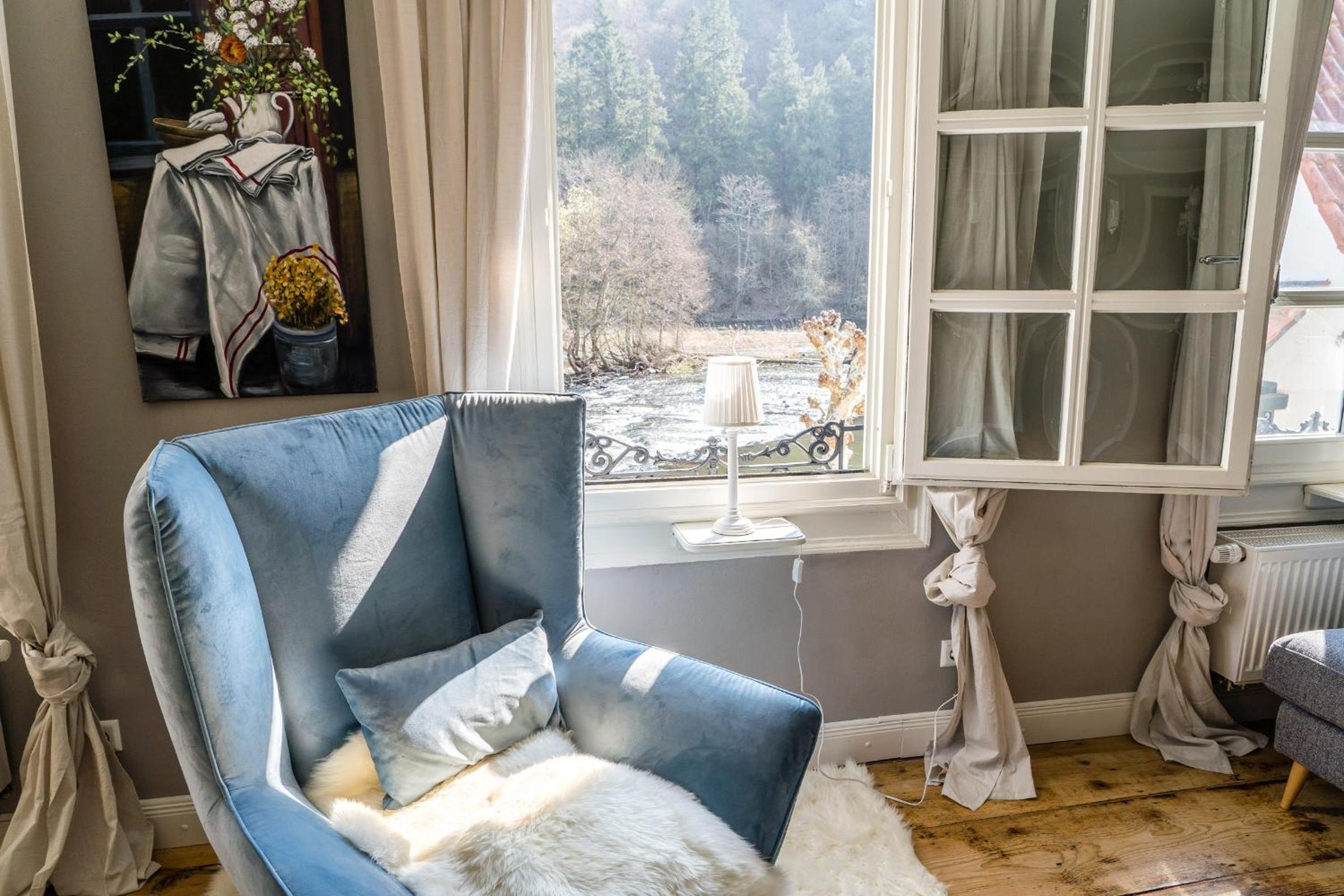 Ferienhaus am Fluss. Baubiologisch renoviert.