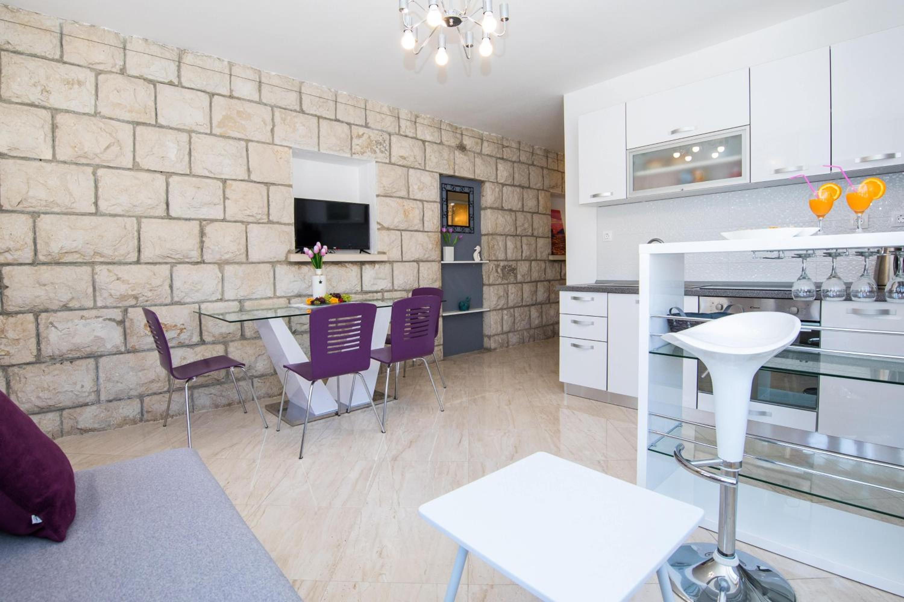 Apartments Nada