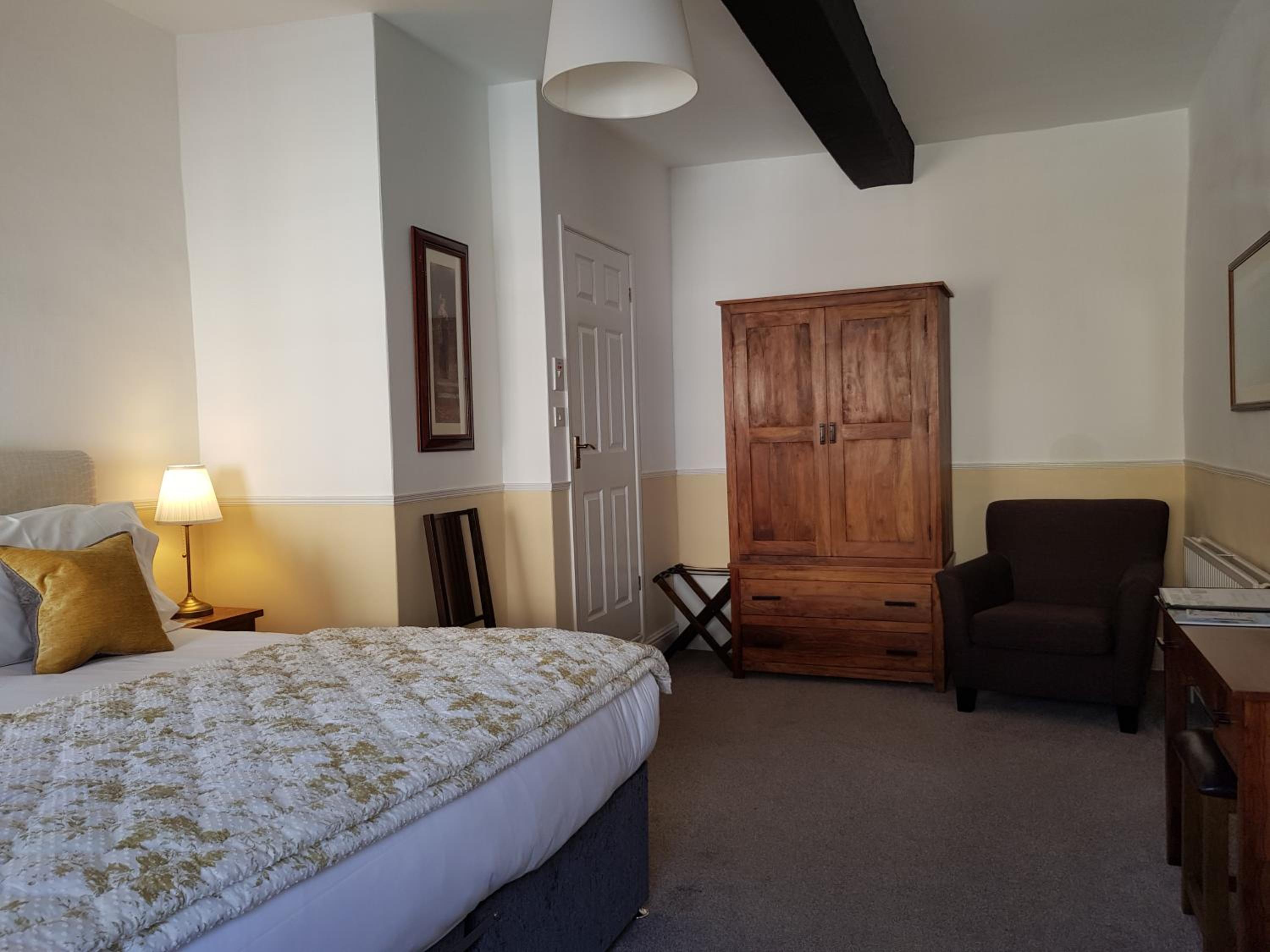 Ty Helyg Guest House