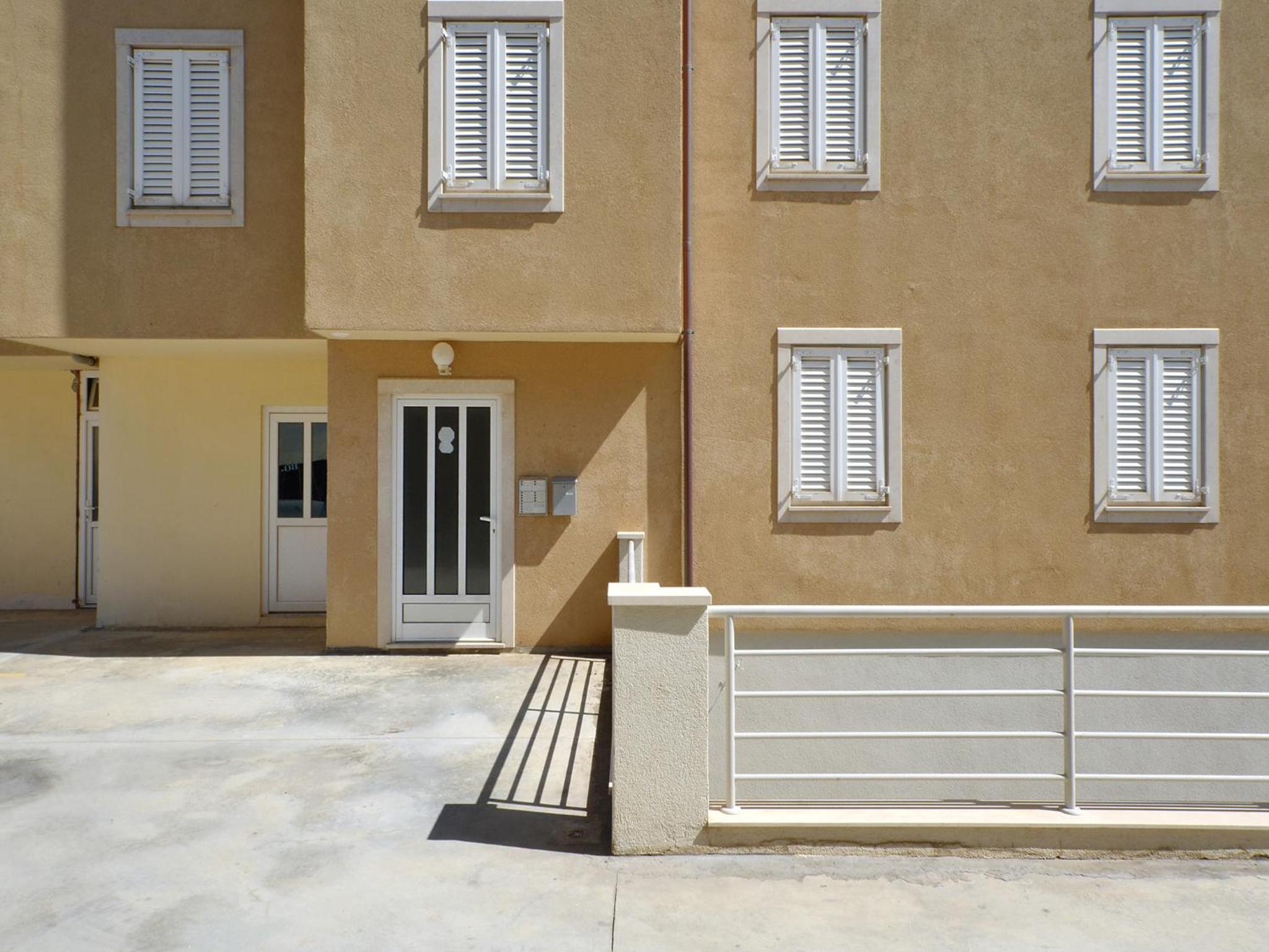 Hotel Queen of Bol - Image 1