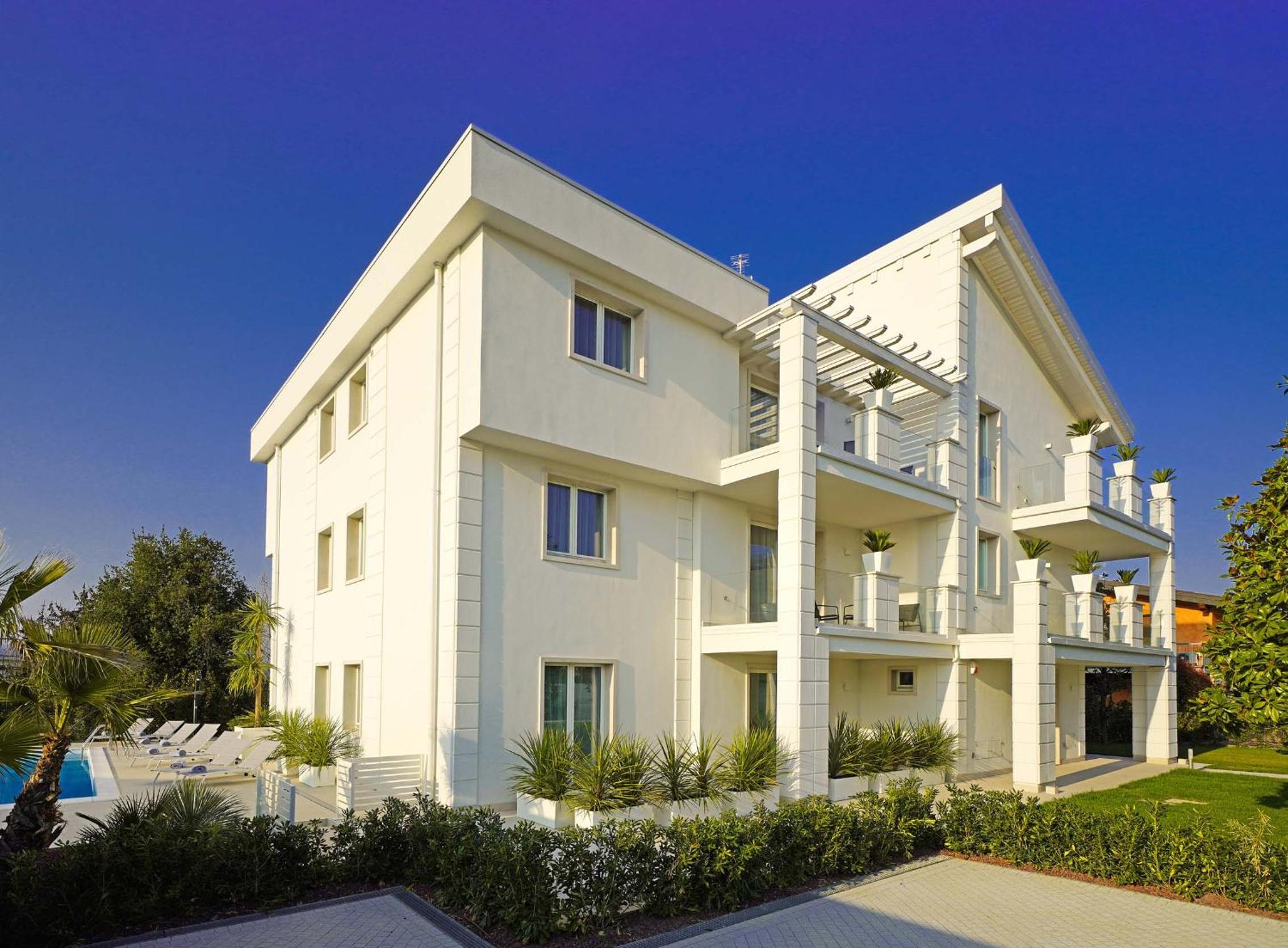 Villa Bianca Luxury Apartments