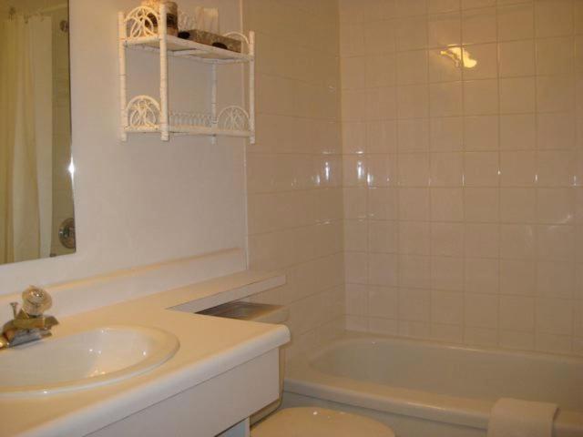 Canterbury Inn - Property Image 7