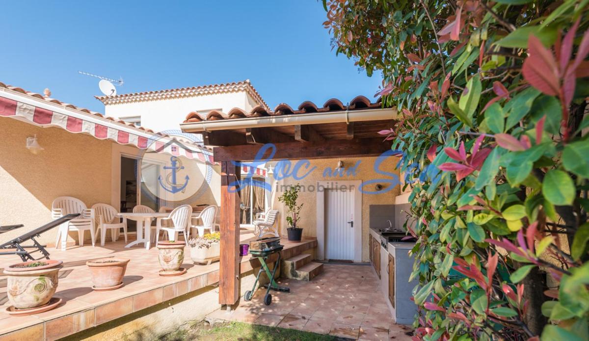 Maison Flamants Roses avec Piscine view 3