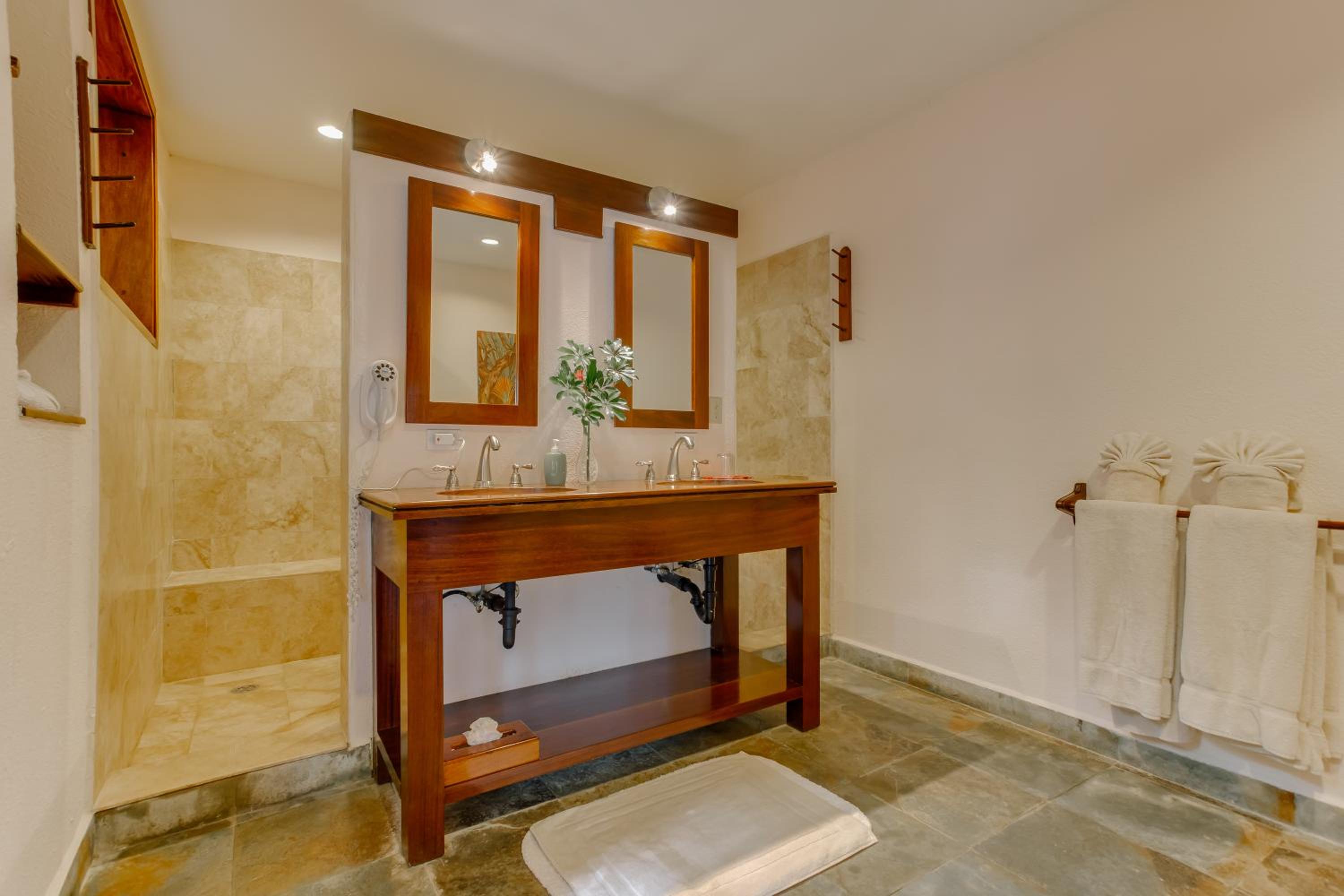 Belize Vacations - The Lodge at ChaaCreek - Property Image 10