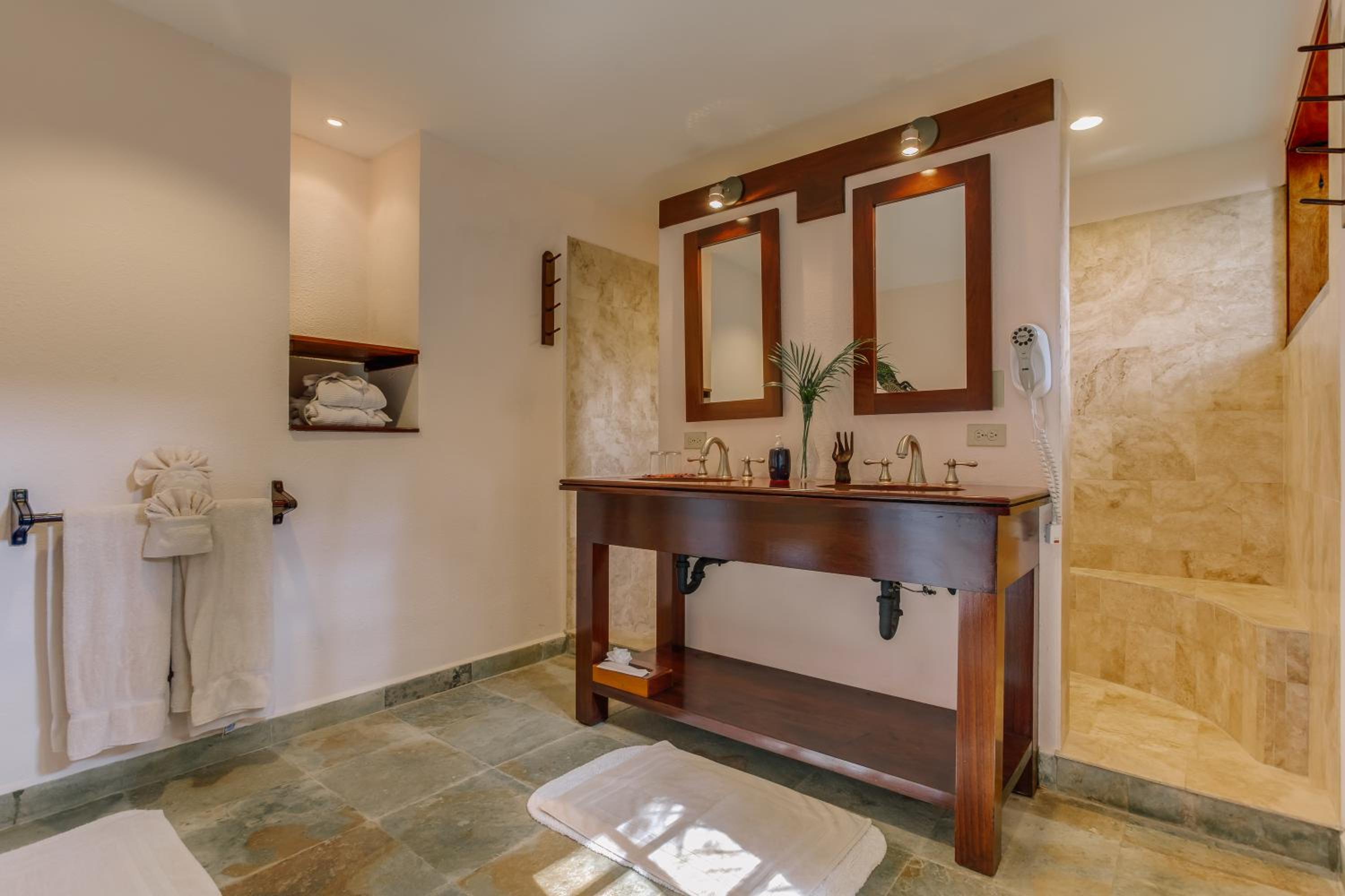 Belize Vacations - The Lodge at ChaaCreek - Property Image 7