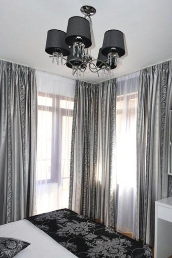 Stela Apartments
