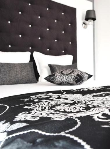 Stela Apartments